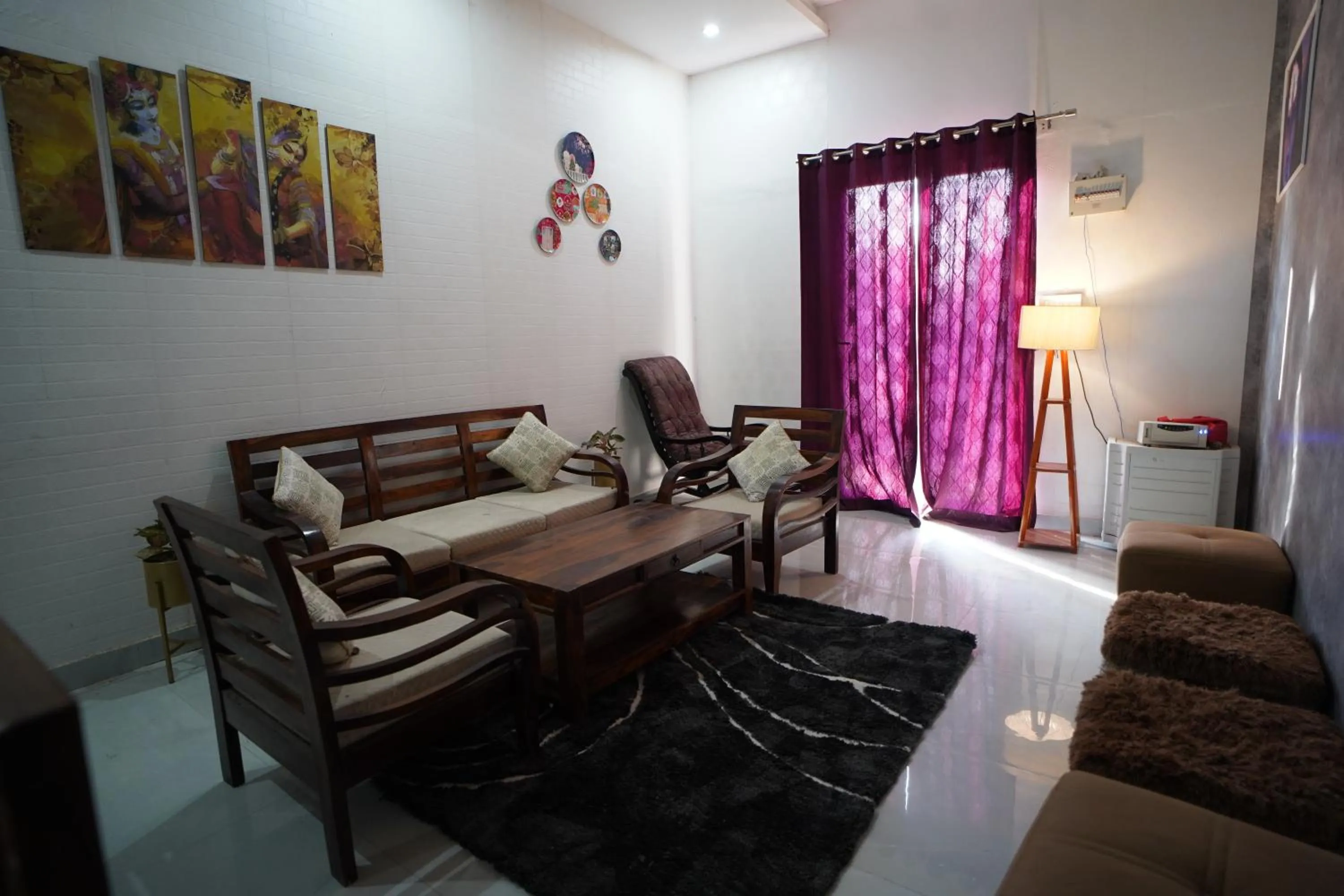 Living room in SAMALIA AGRO RESORT VRINDAVAN
