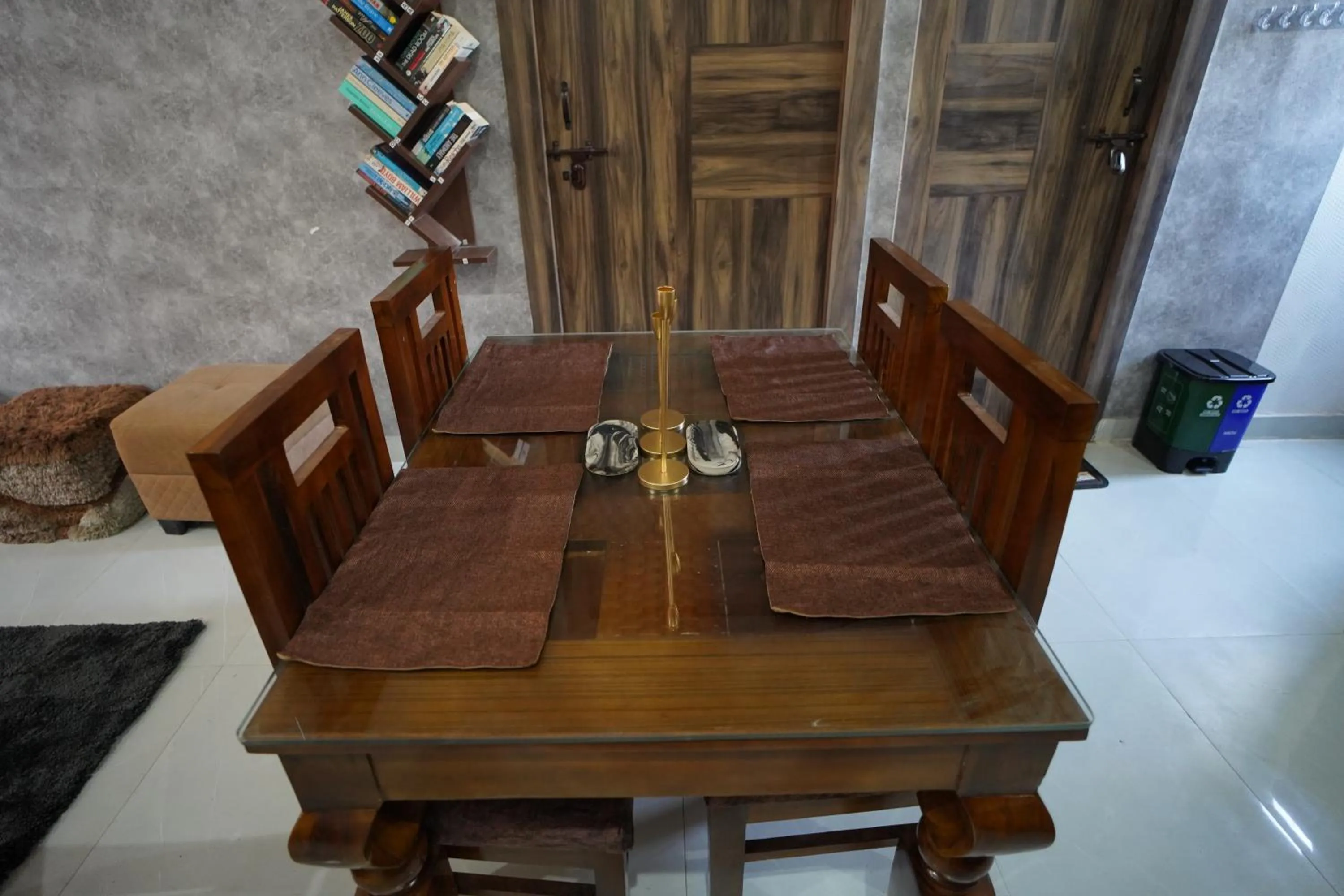 Living room in SAMALIA AGRO RESORT VRINDAVAN