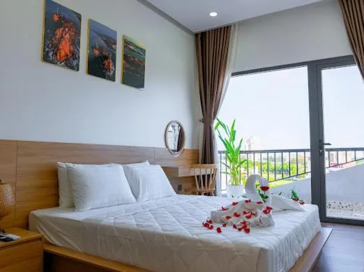 Bed in OSAKA BOUTIQUE PHAN THIET HOTEL