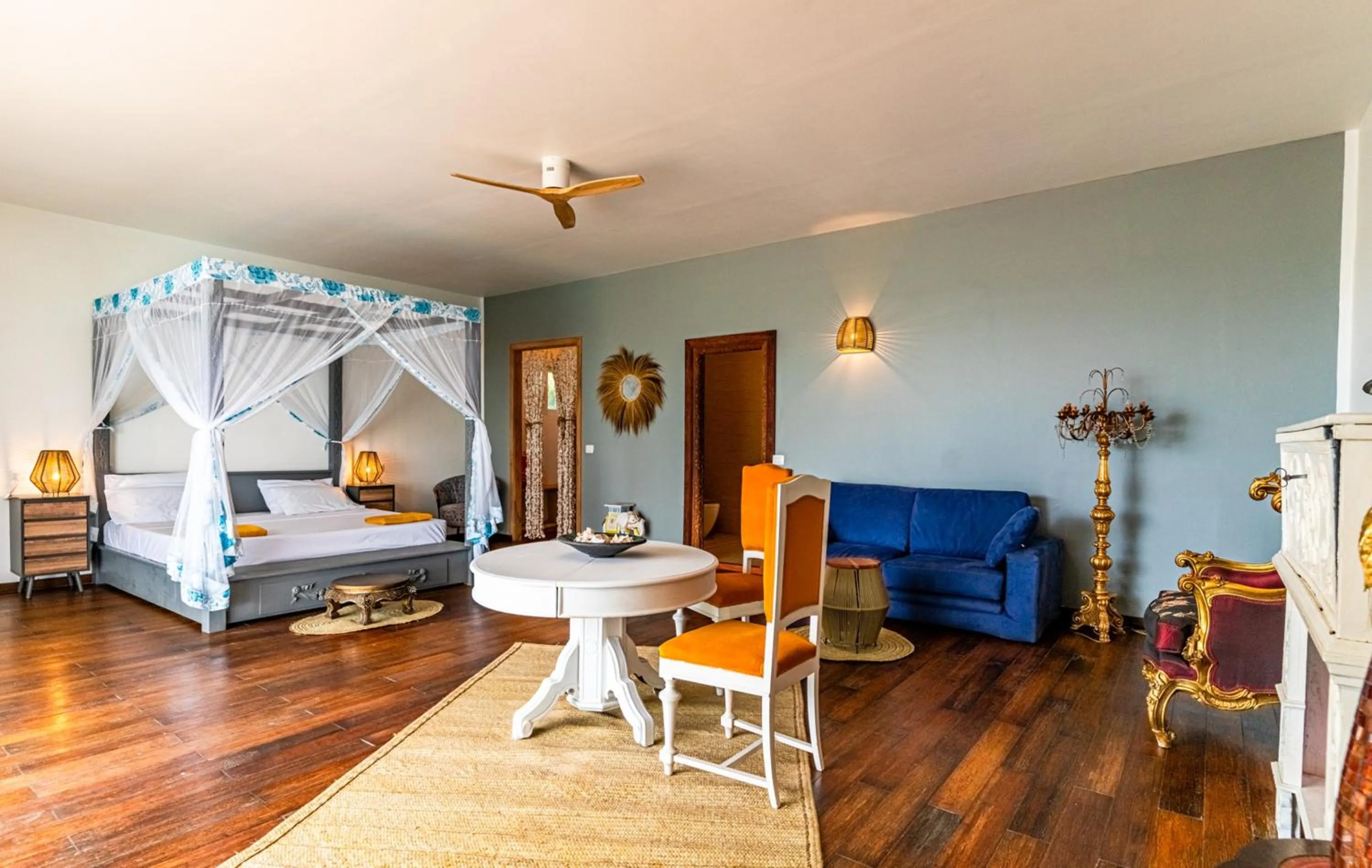 Photo of the whole room, Bed in Maharaja Boutique Hotel Zanzibar