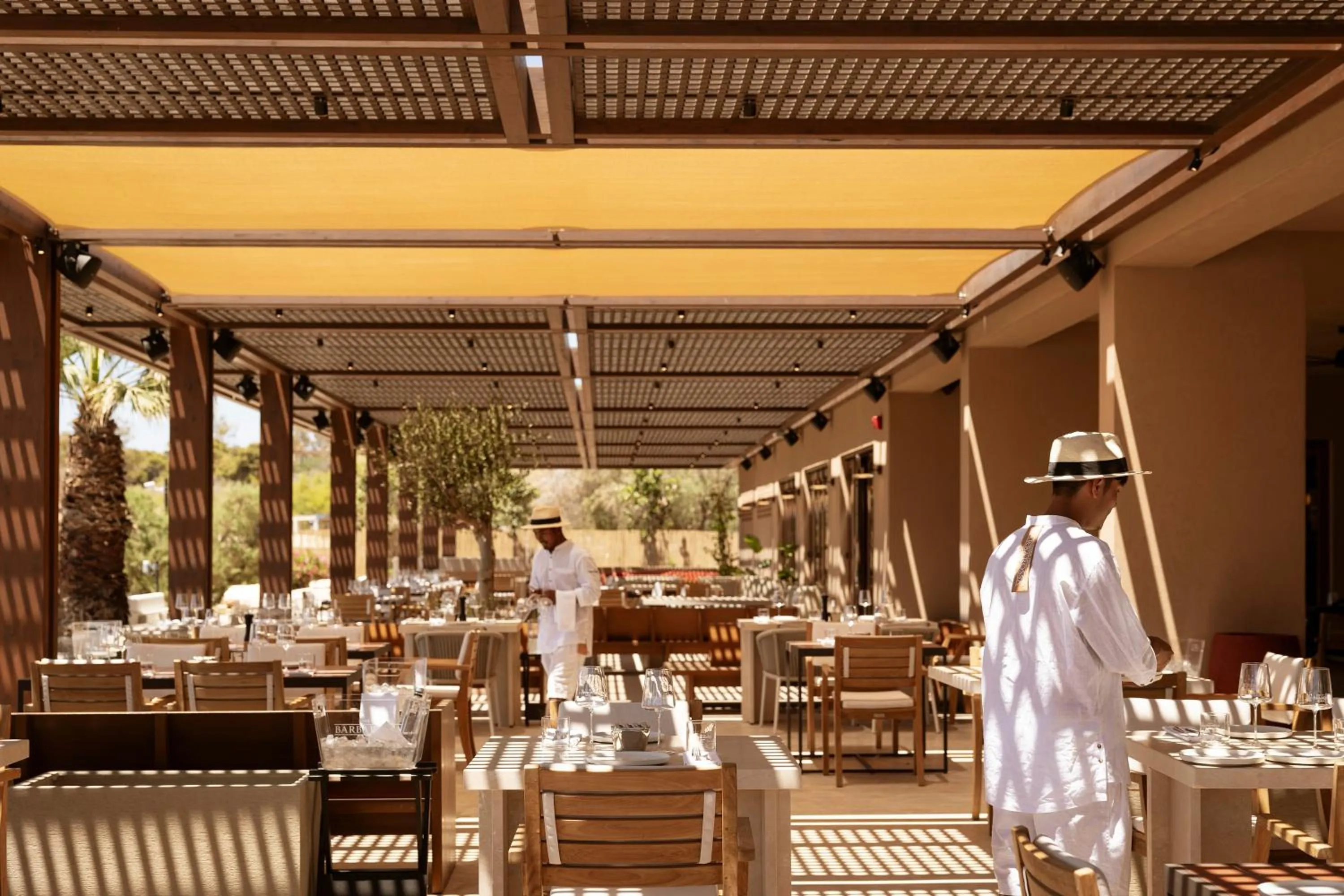 Restaurant/places to eat in 91 Athens Riviera, The Resort