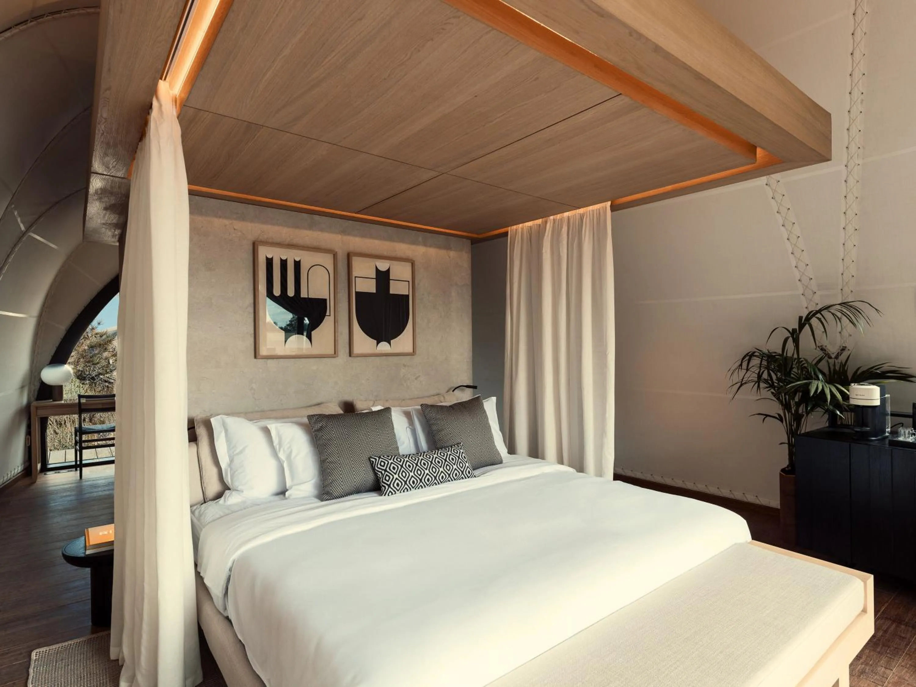 Bed in 91 Athens Riviera, The Resort