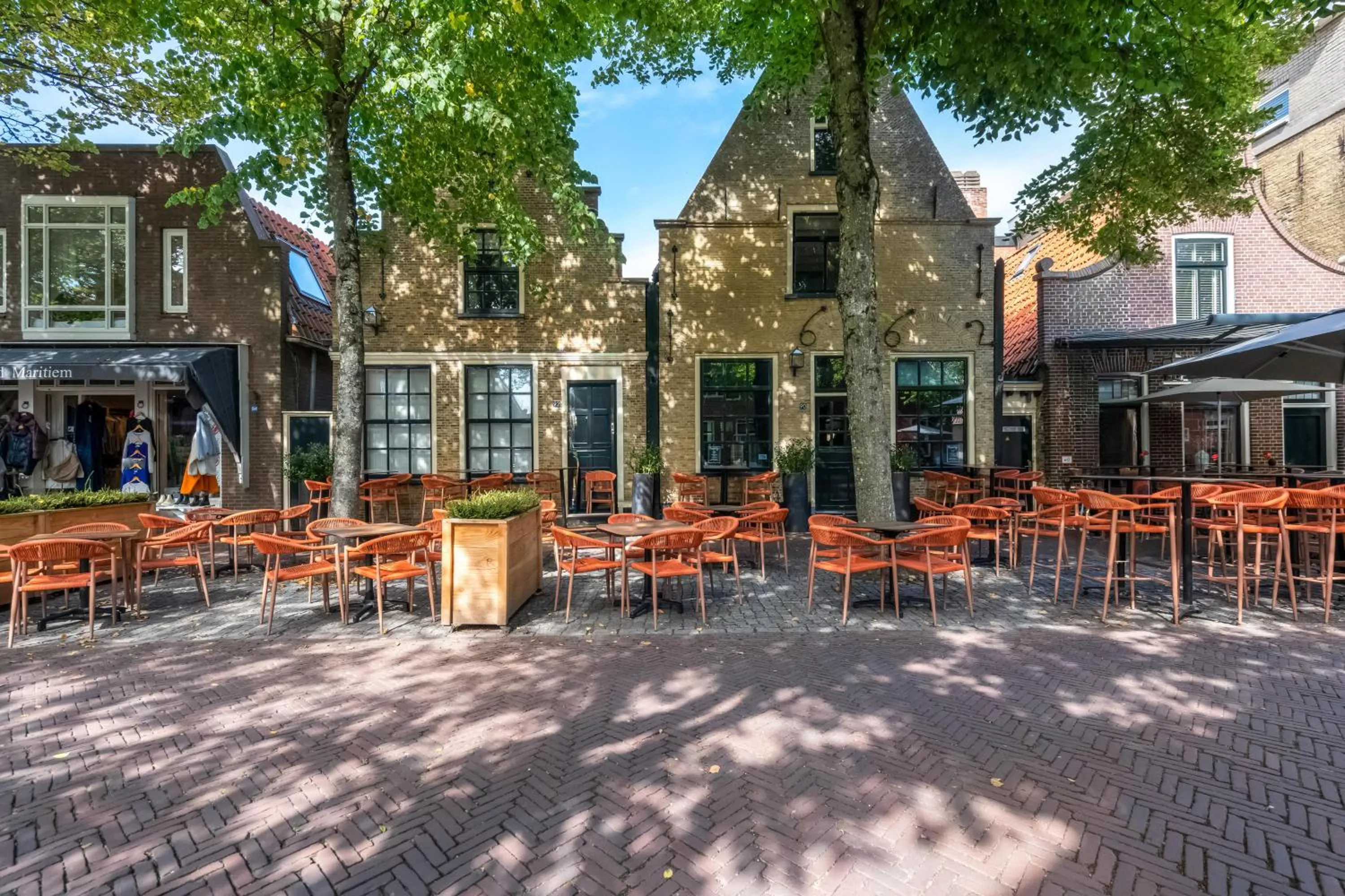 Property building in Badhotel Bruin