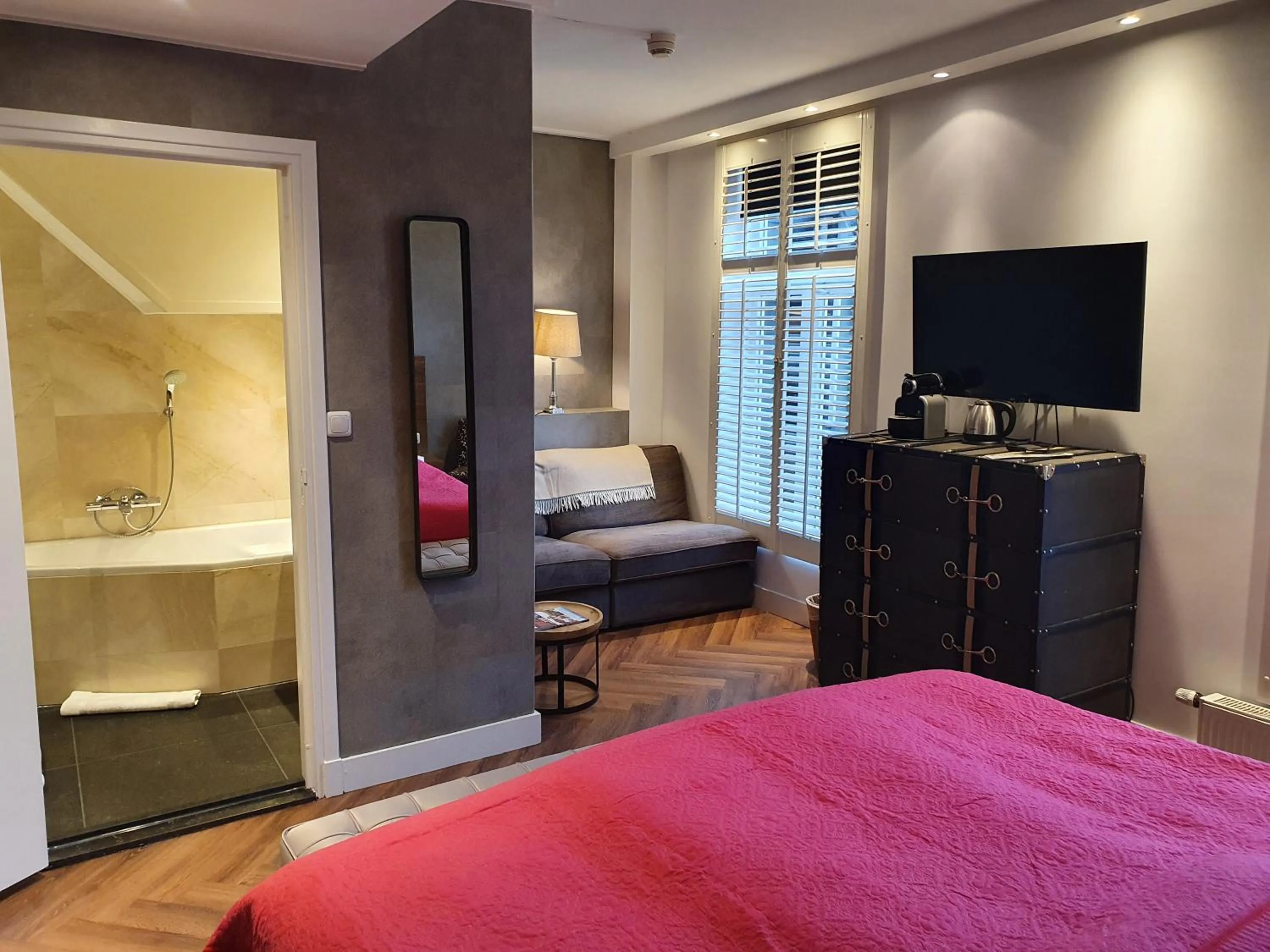 Bed in Badhotel Bruin