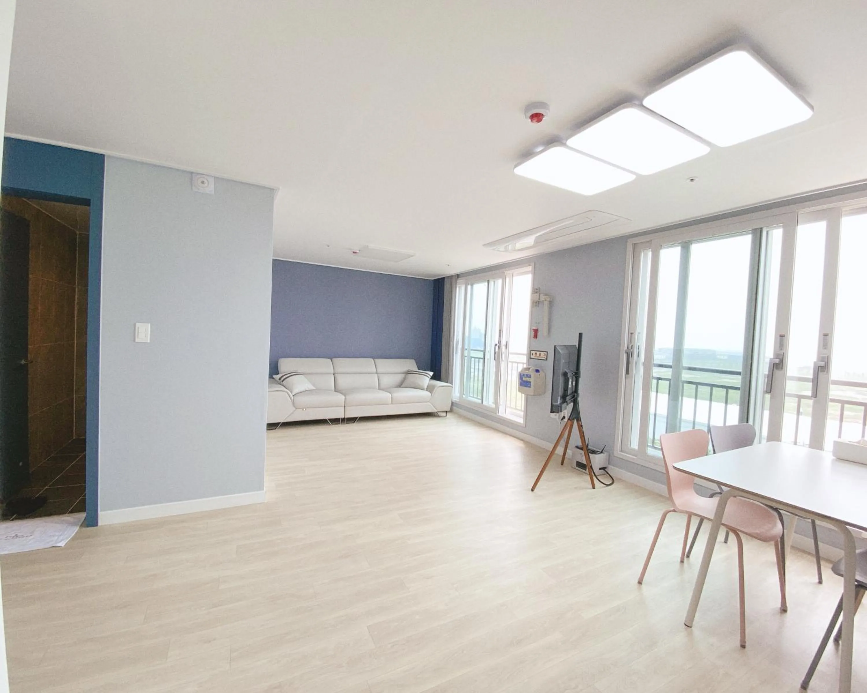 Gunsan Little Prince Condo