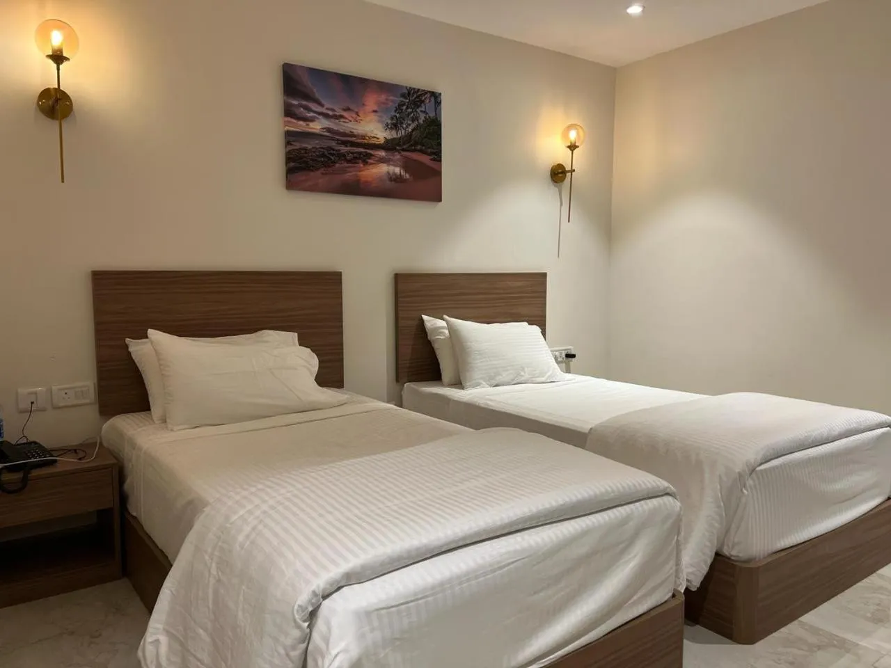 Bedroom, Bed in Swanotel Gachibowli