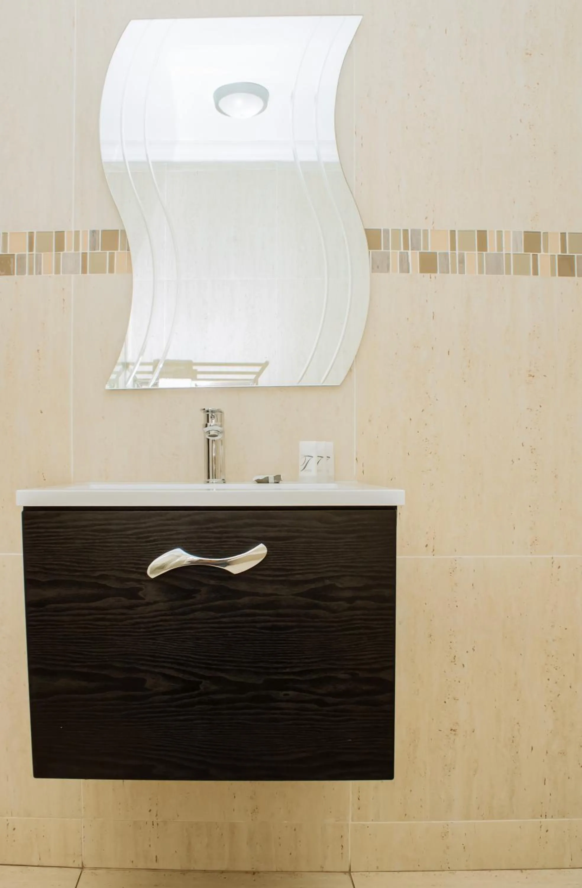 Bathroom in Heavenly Boutique Hotel