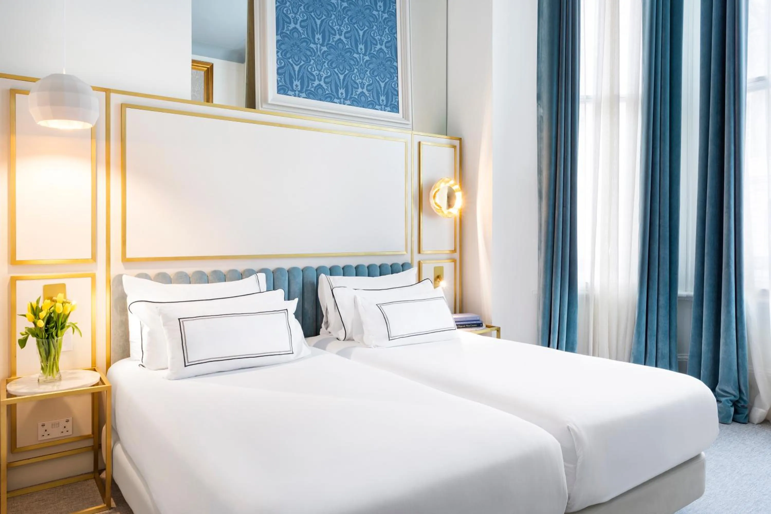 Bed in Meliá London Kensington Member of Meliá Collection