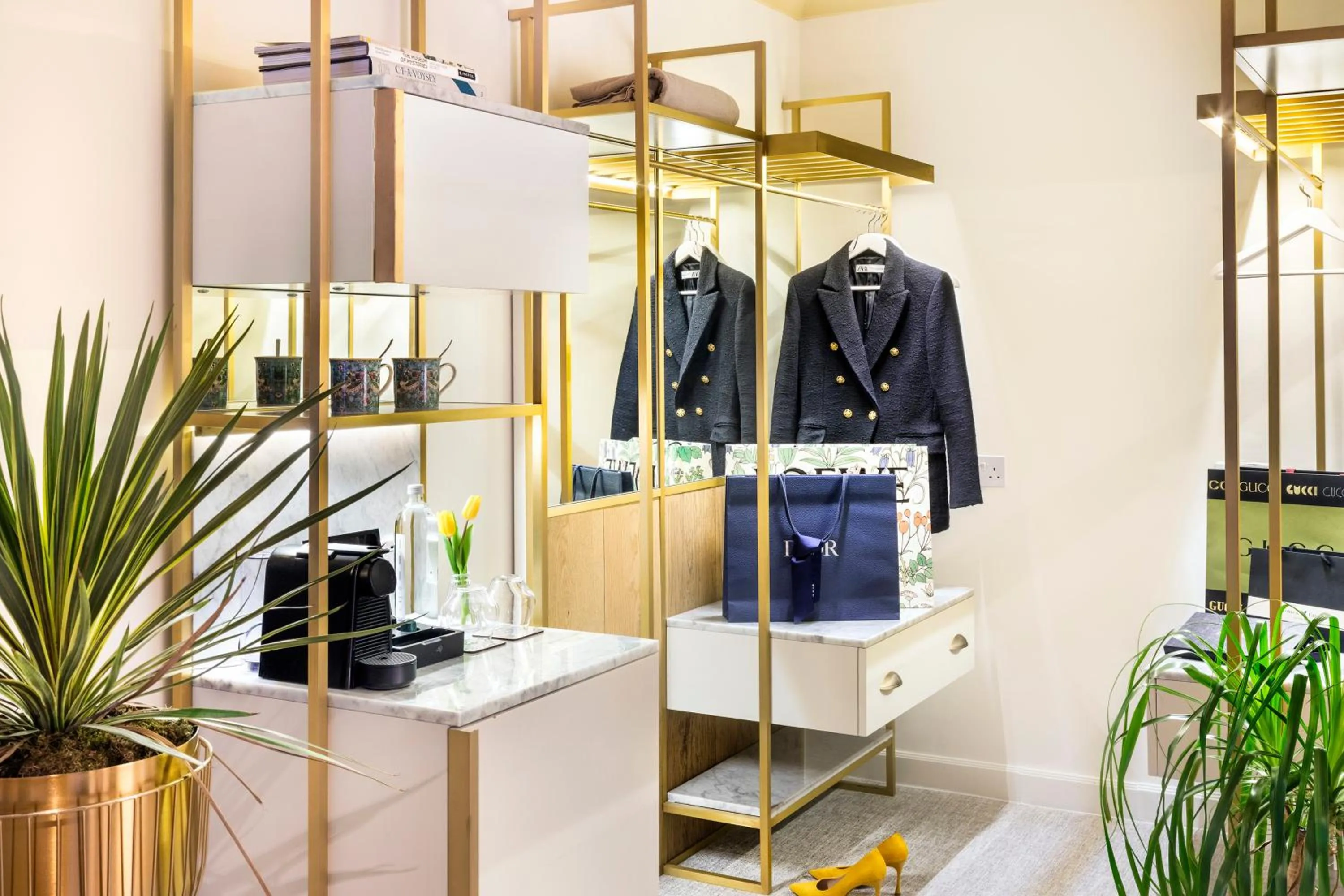 Coffee/tea facilities in Meliá London Kensington Member of Meliá Collection