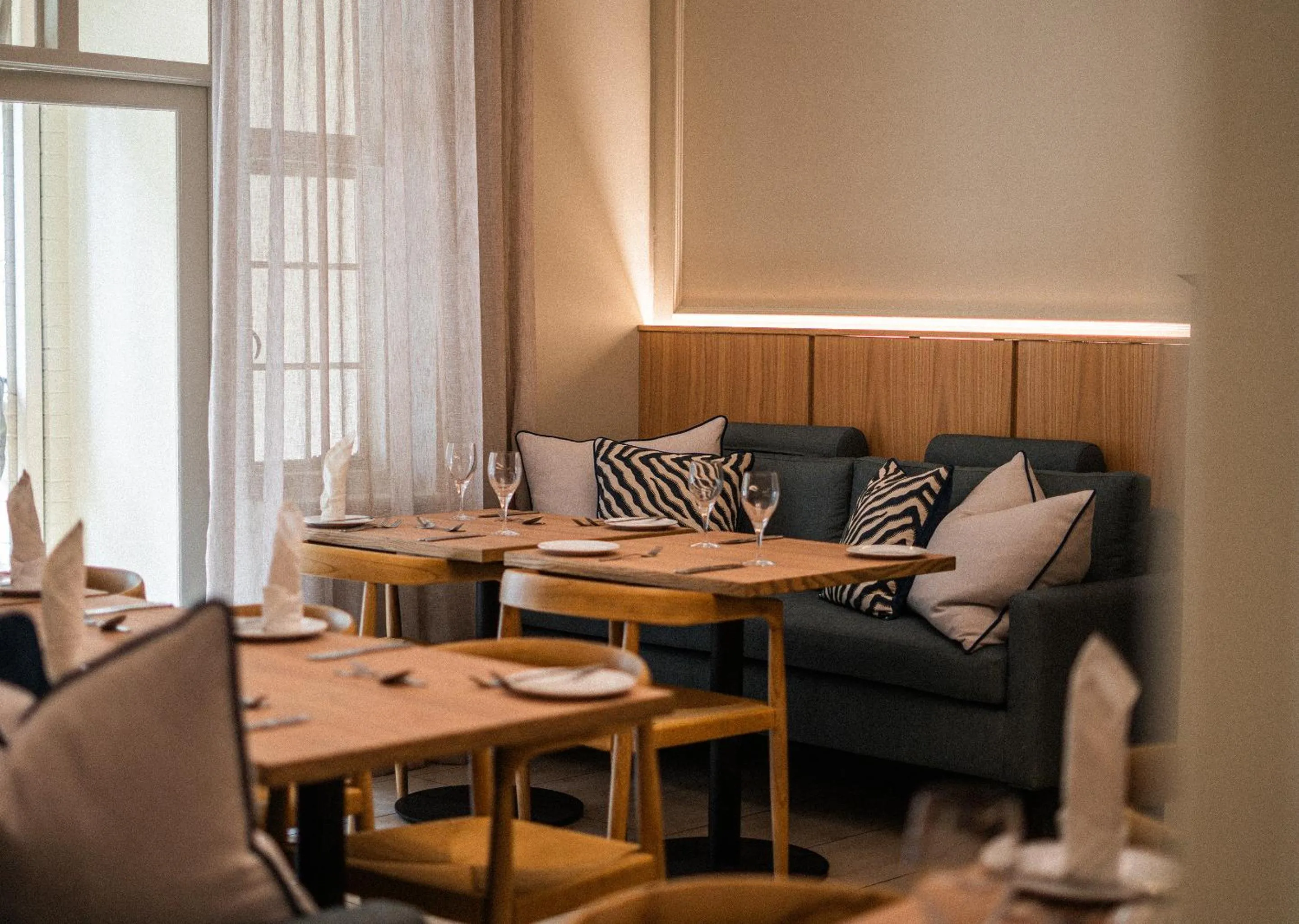 Restaurant/places to eat in 10 2nd Avenue Houghton Estate by Dream Resorts