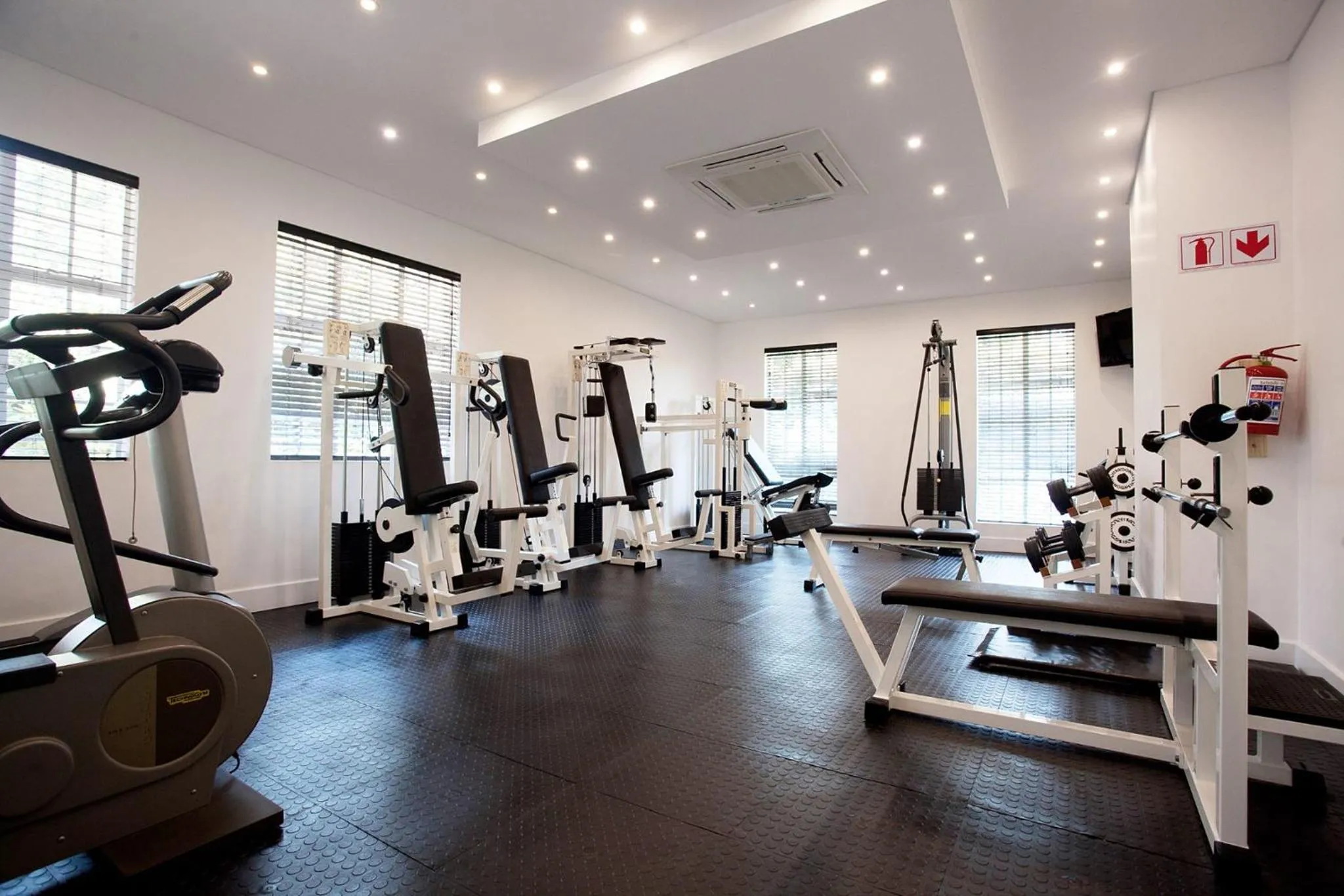Fitness centre/facilities in 10 2nd Avenue Houghton Estate by Dream Resorts