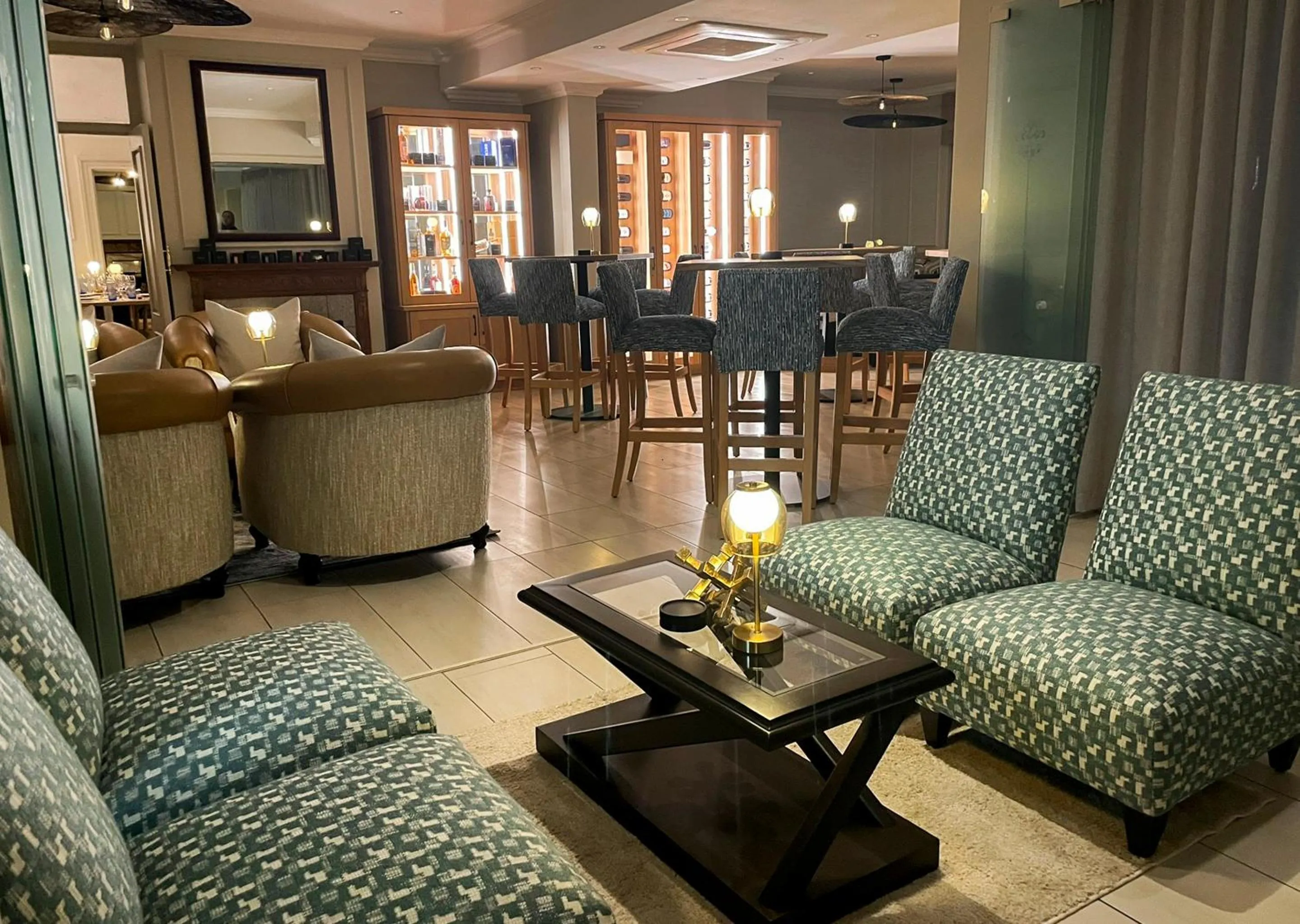 Restaurant/places to eat in 10 2nd Avenue Houghton Estate by Dream Resorts