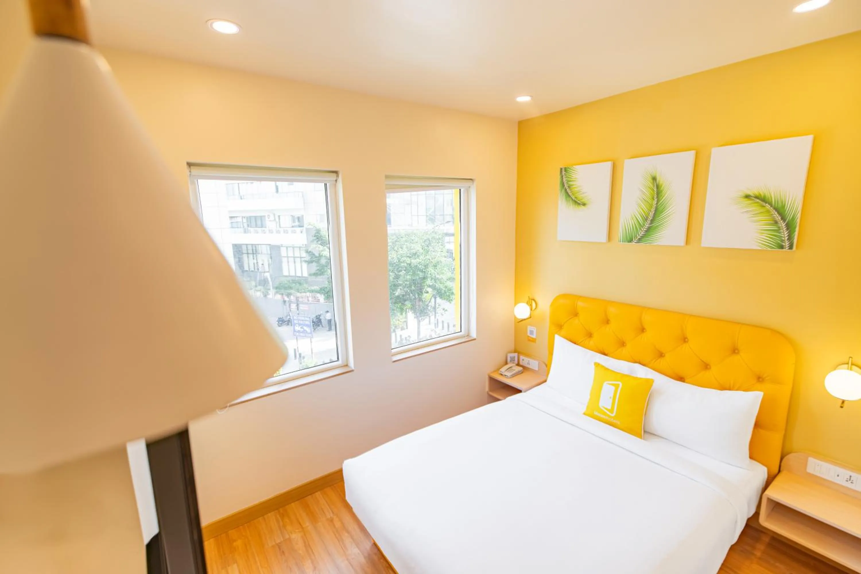 Bed in Bloom Hotel - Richmond Road