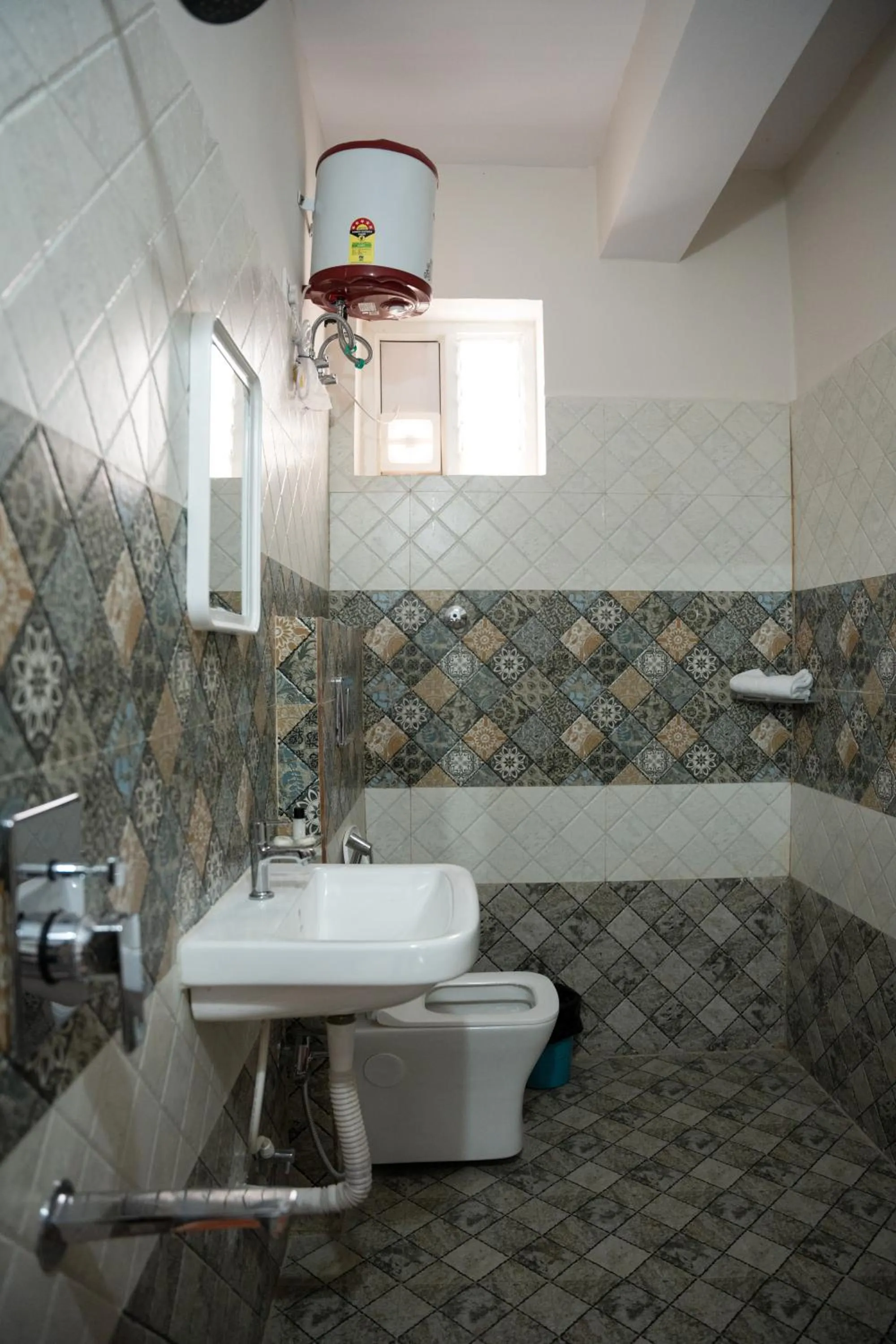 Yellow Bells Serviced Apartments Hitech City