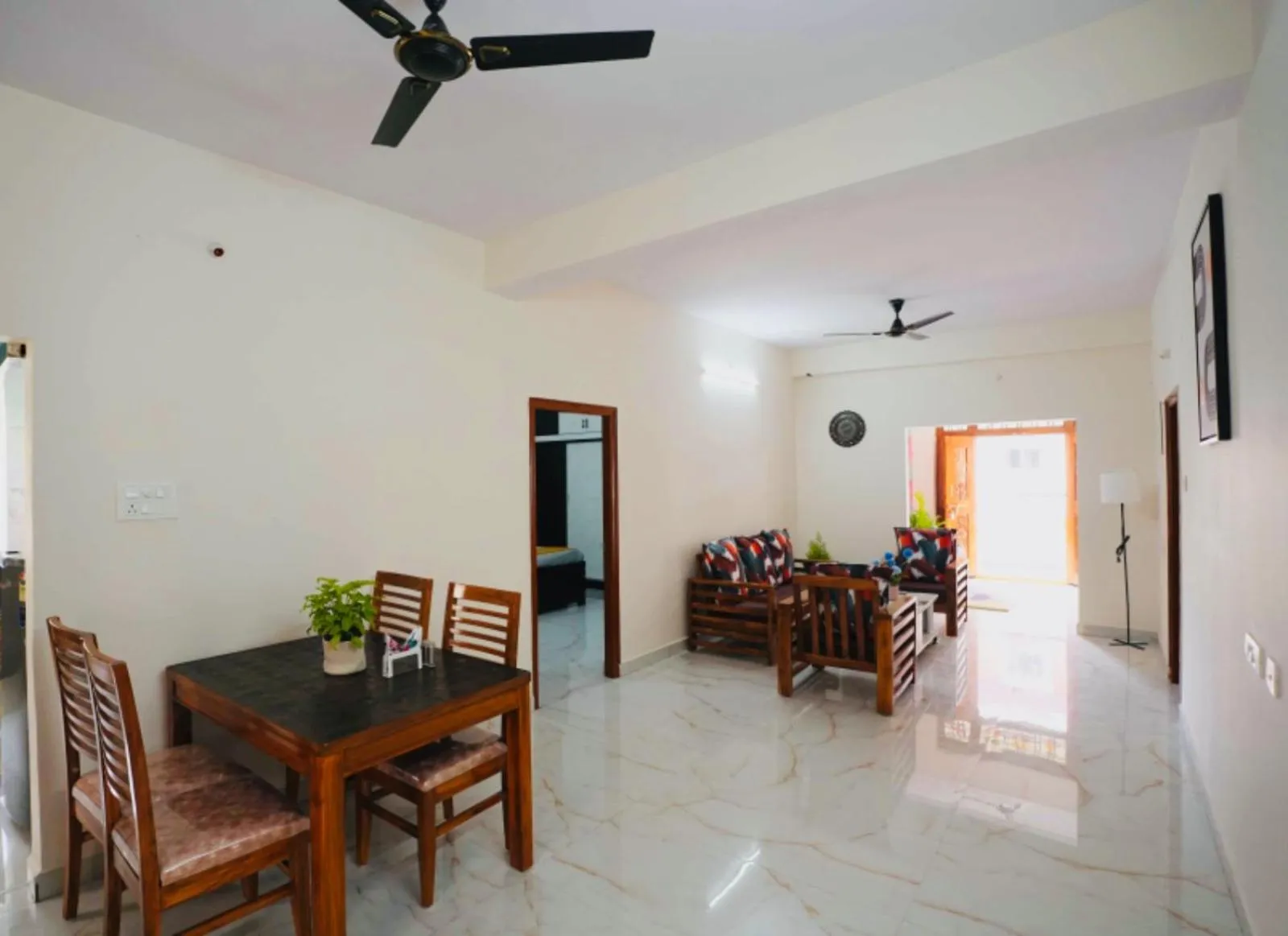 Yellow Bells Serviced Apartments Hitech City