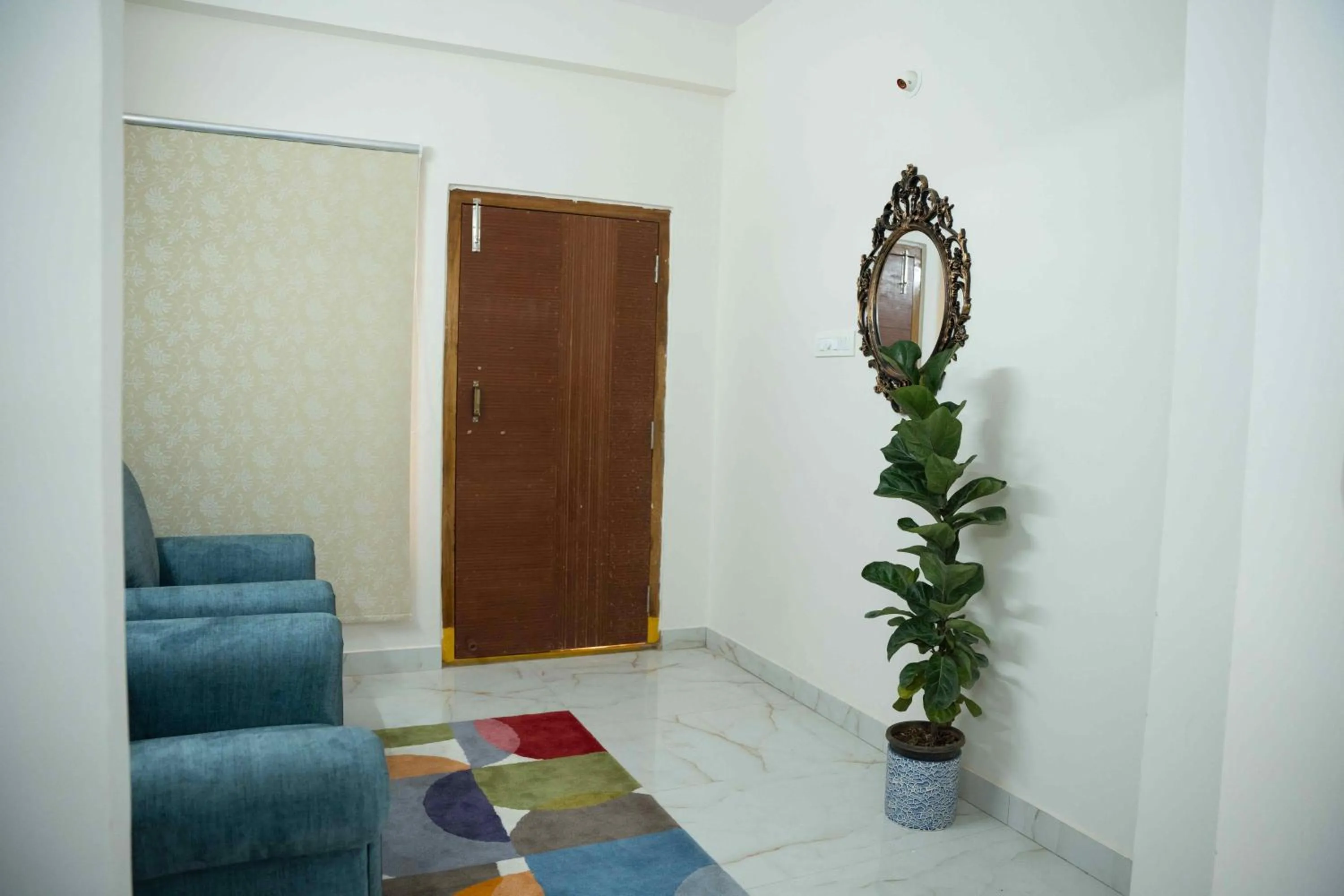 Yellow Bells Serviced Apartments Hitech City