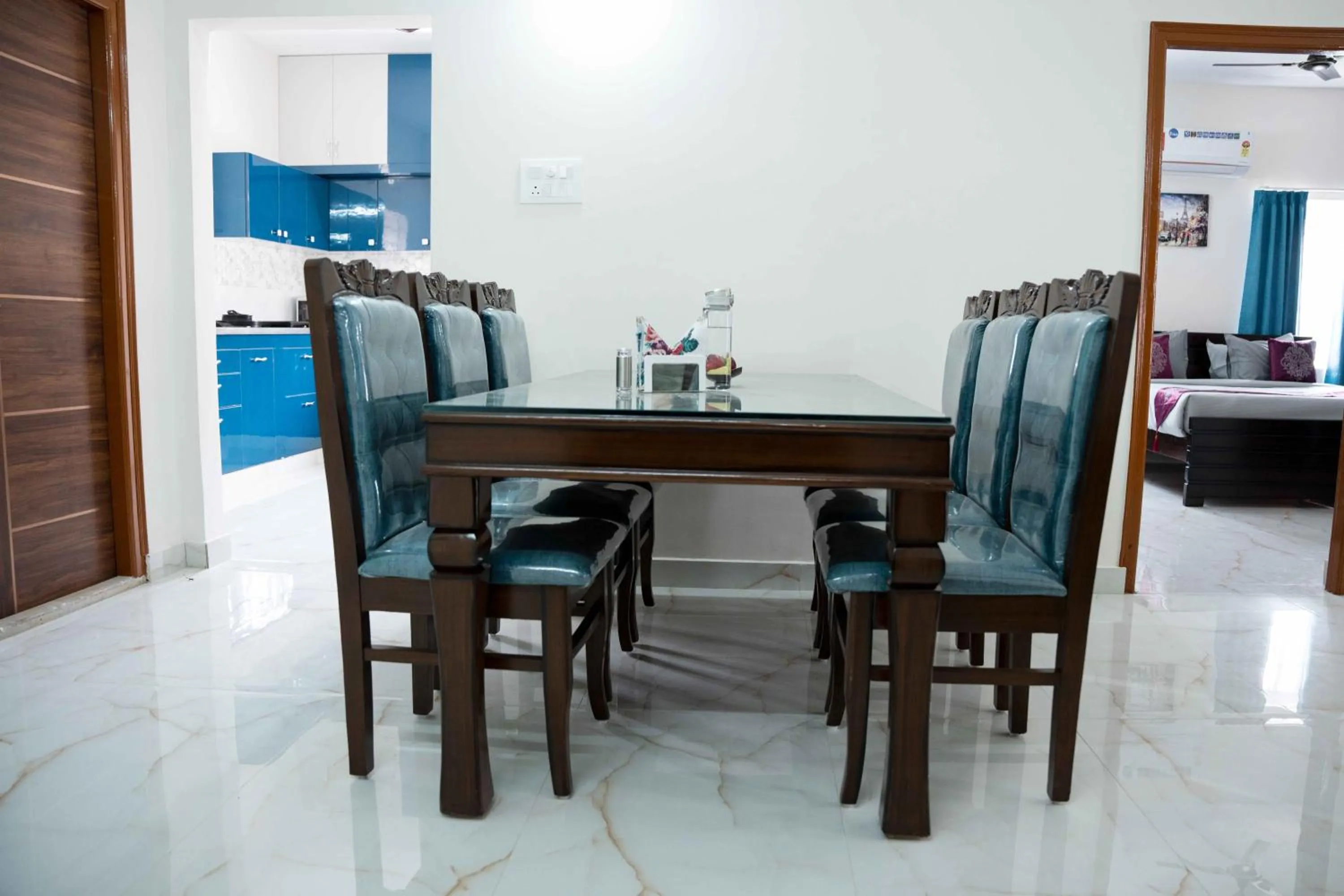 Yellow Bells Serviced Apartments Hitech City