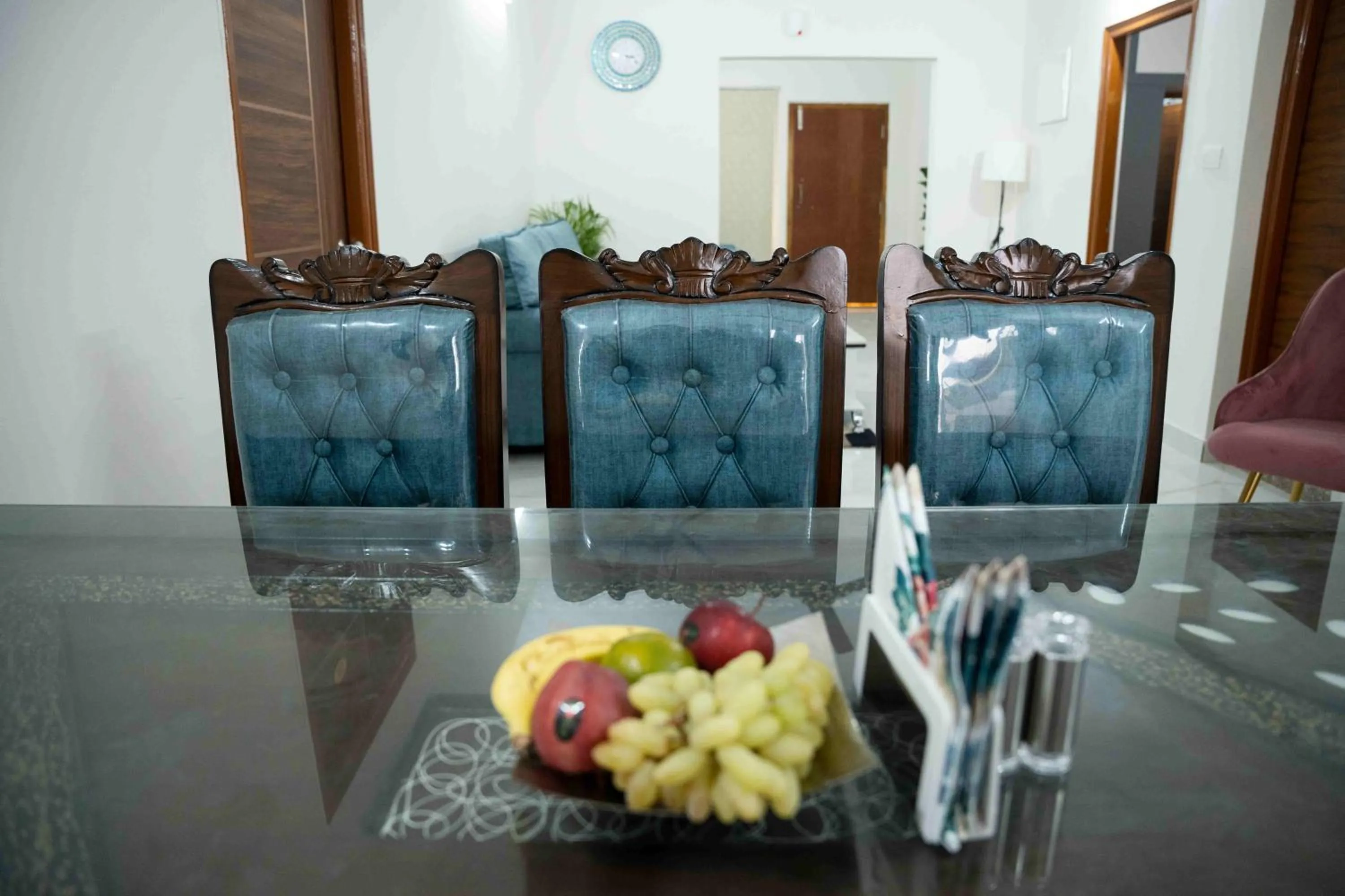 Yellow Bells Serviced Apartments Hitech City
