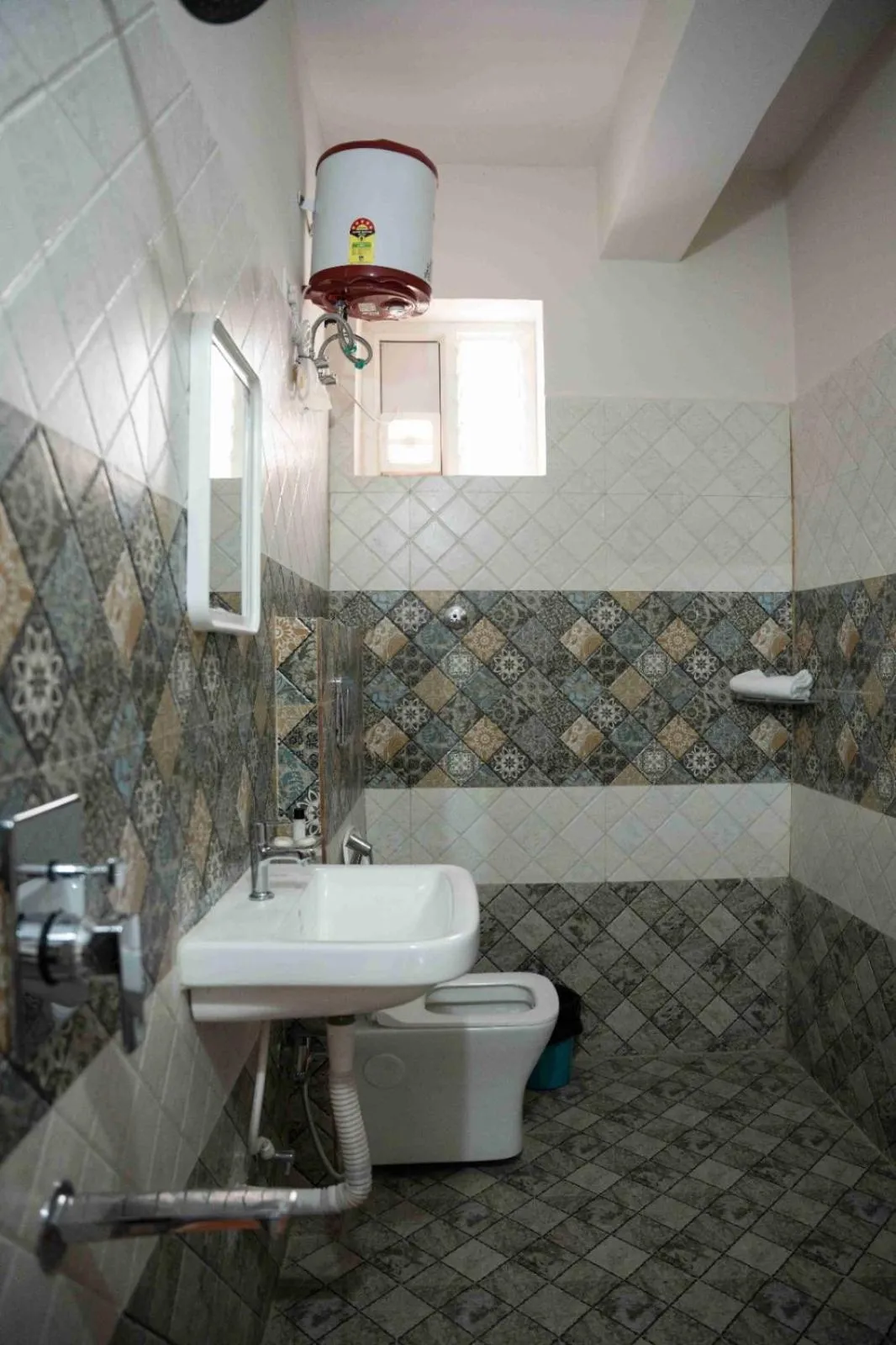 Yellow Bells Serviced Apartments Hitech City