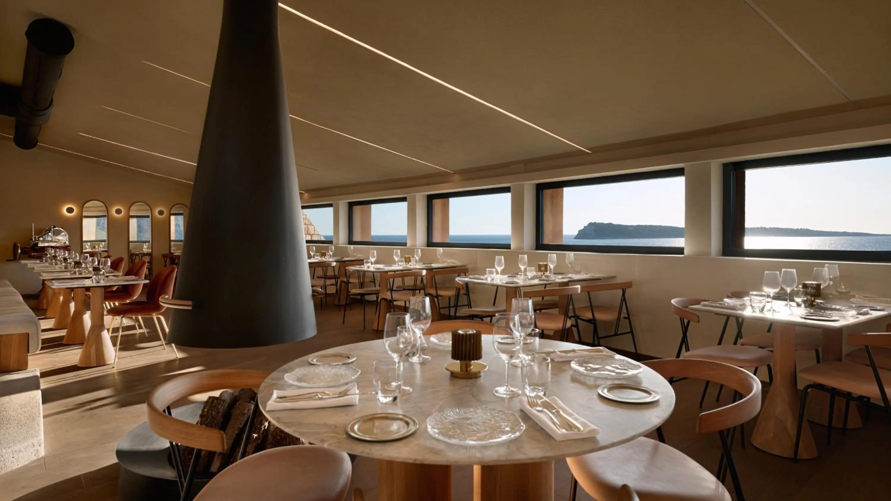 Restaurant/places to eat in Mamula Island by Banyan Tree