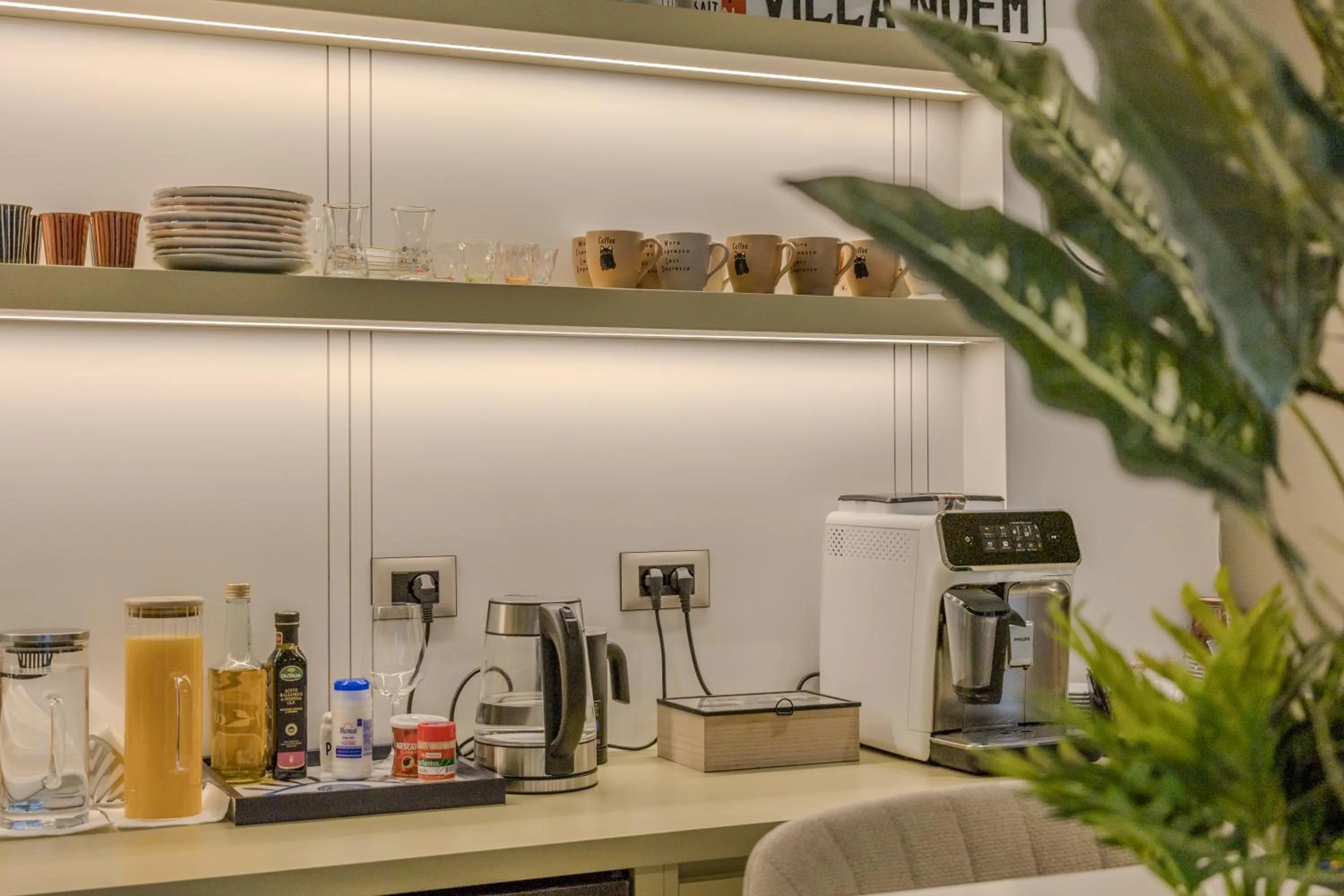 Coffee/tea facilities in Villa Noem