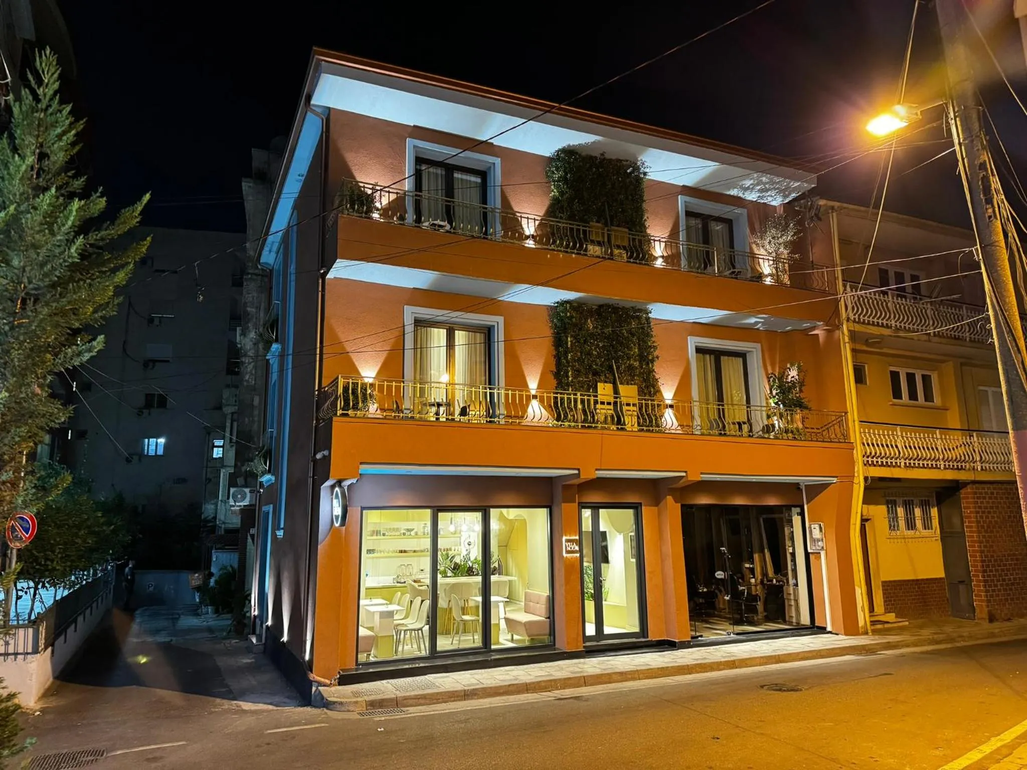 Property building in Villa Noem