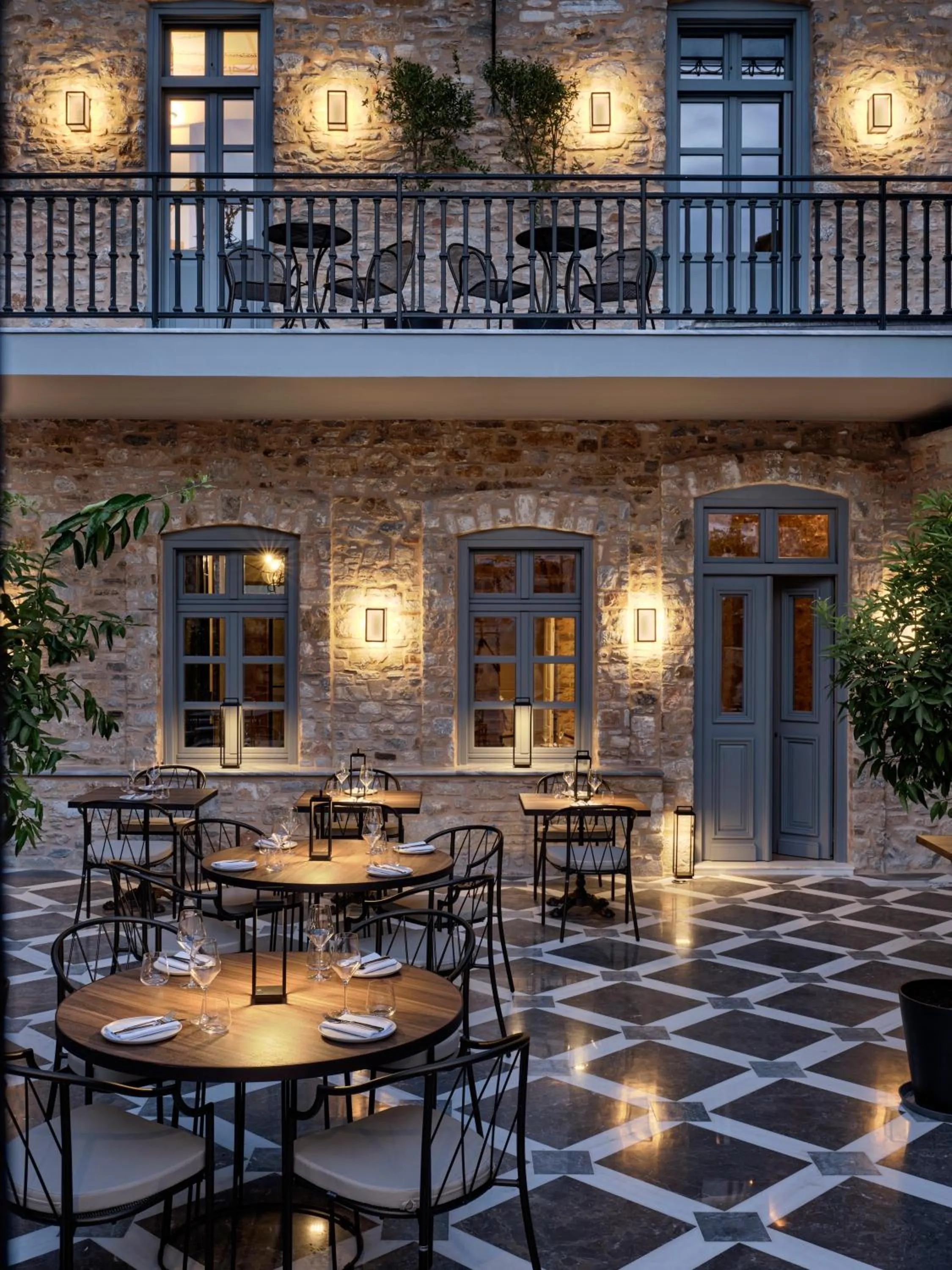 Restaurant/places to eat in Argini Syros