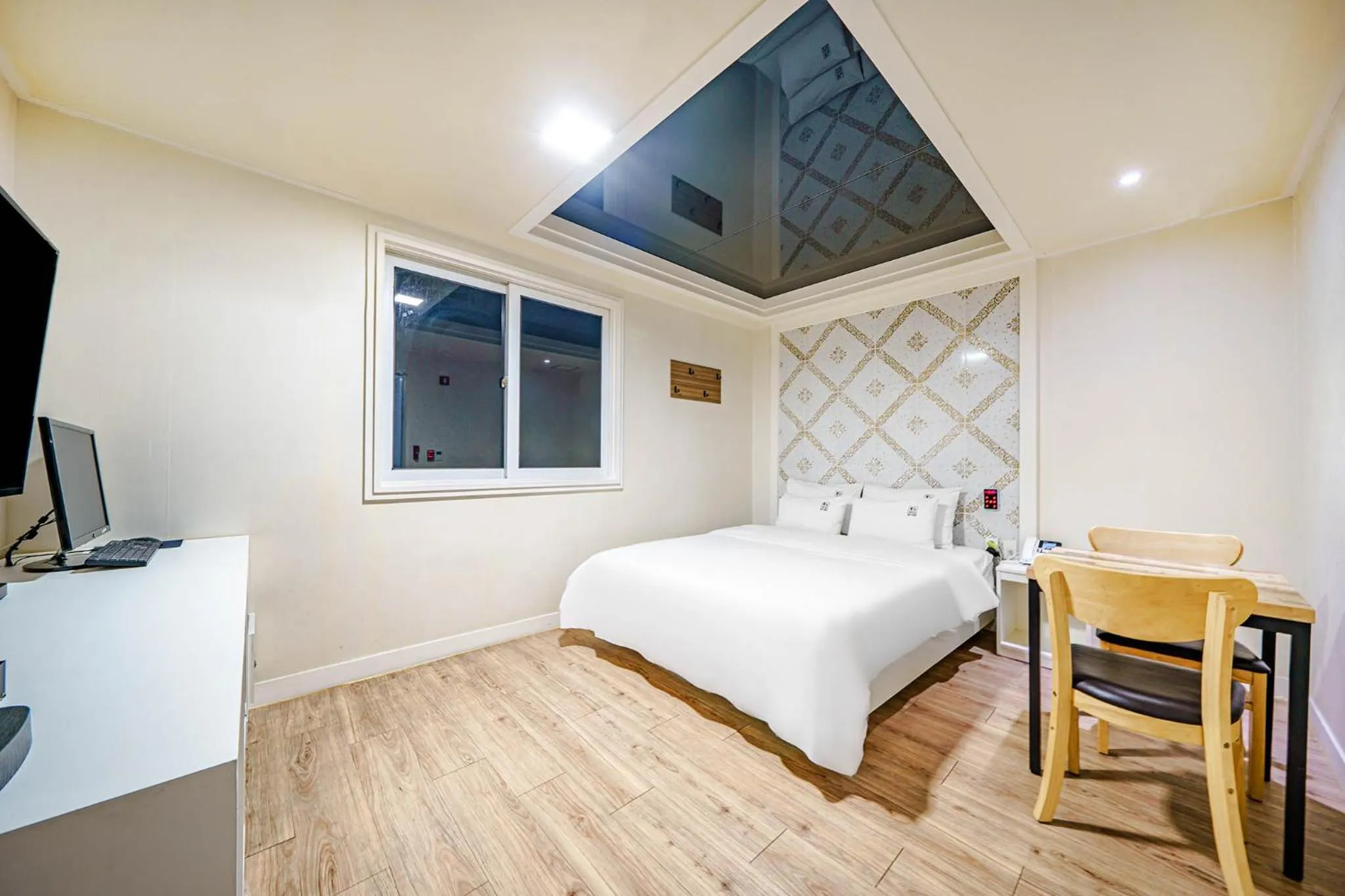 Bed in Number 25 Gyeongju City Hall