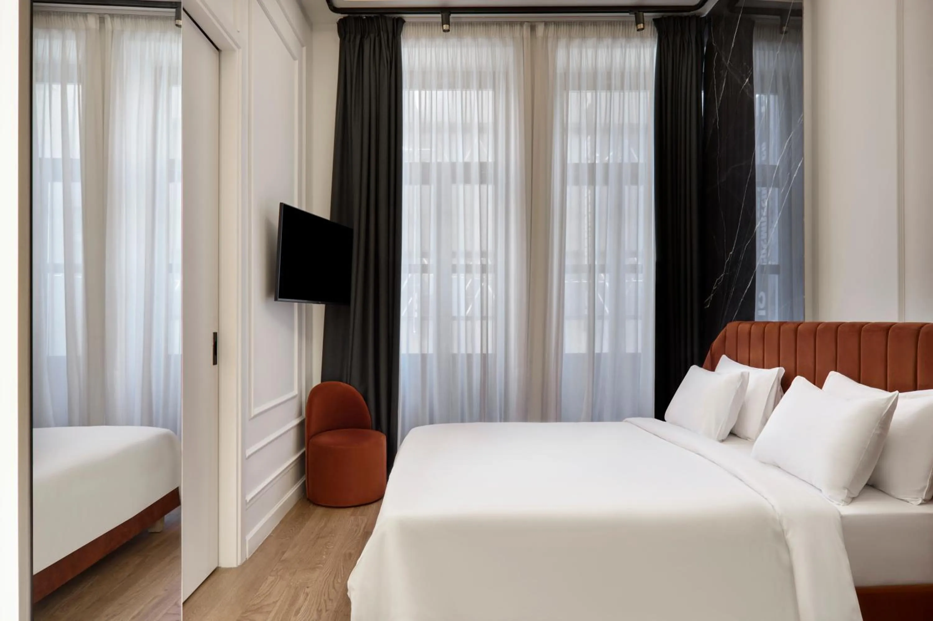 Bed in Athens Icon Collection