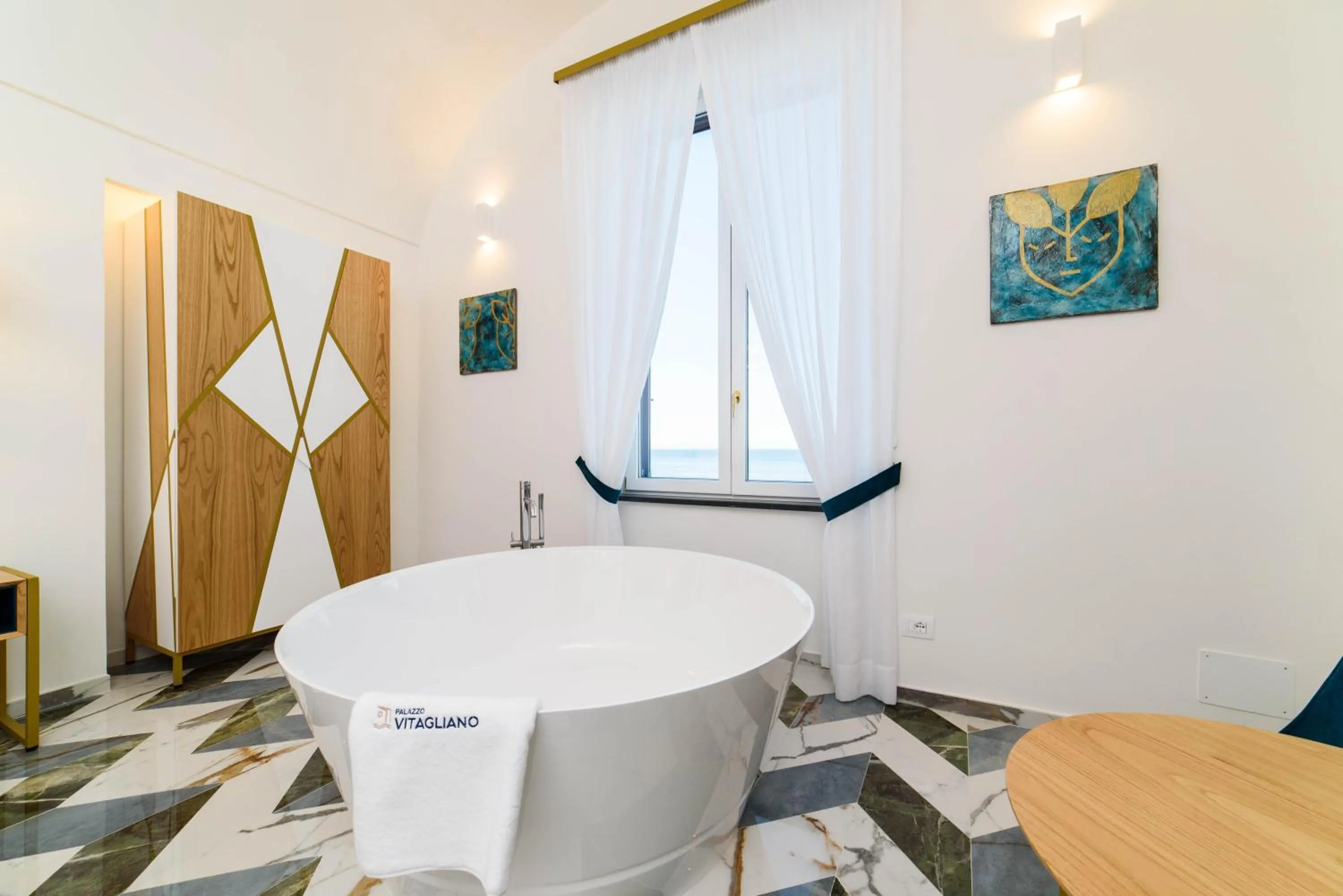 Open Air Bath in Palazzo Vitagliano