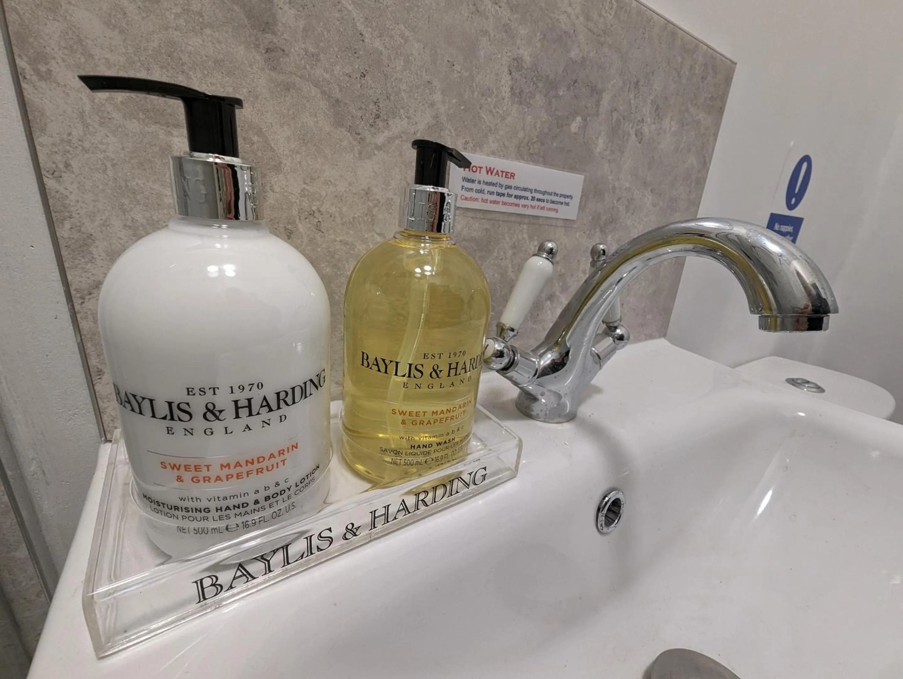 Bathroom in Jurassic Bay Holidays