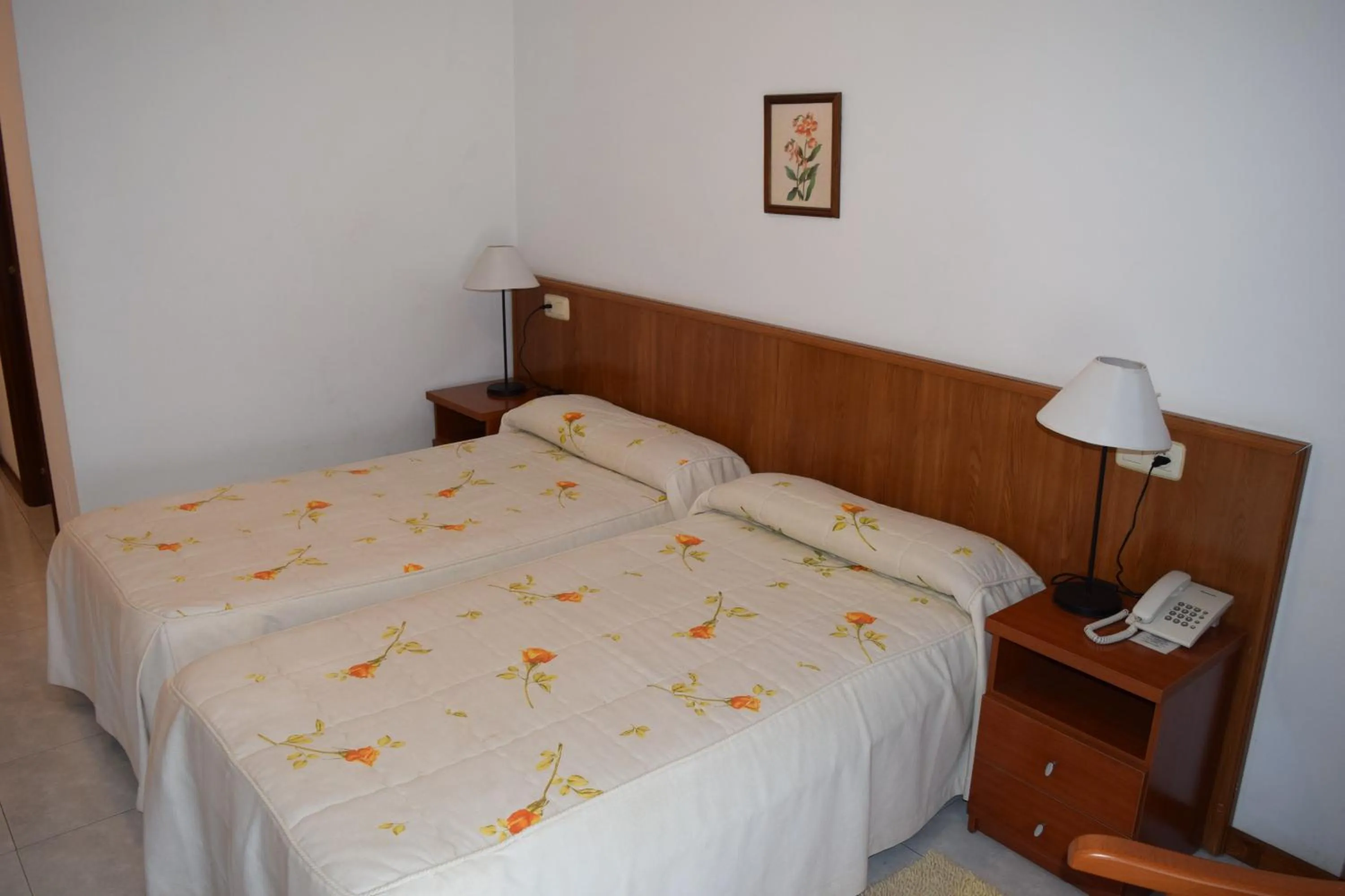 Bed in Hotel Restaurante Xaneiro