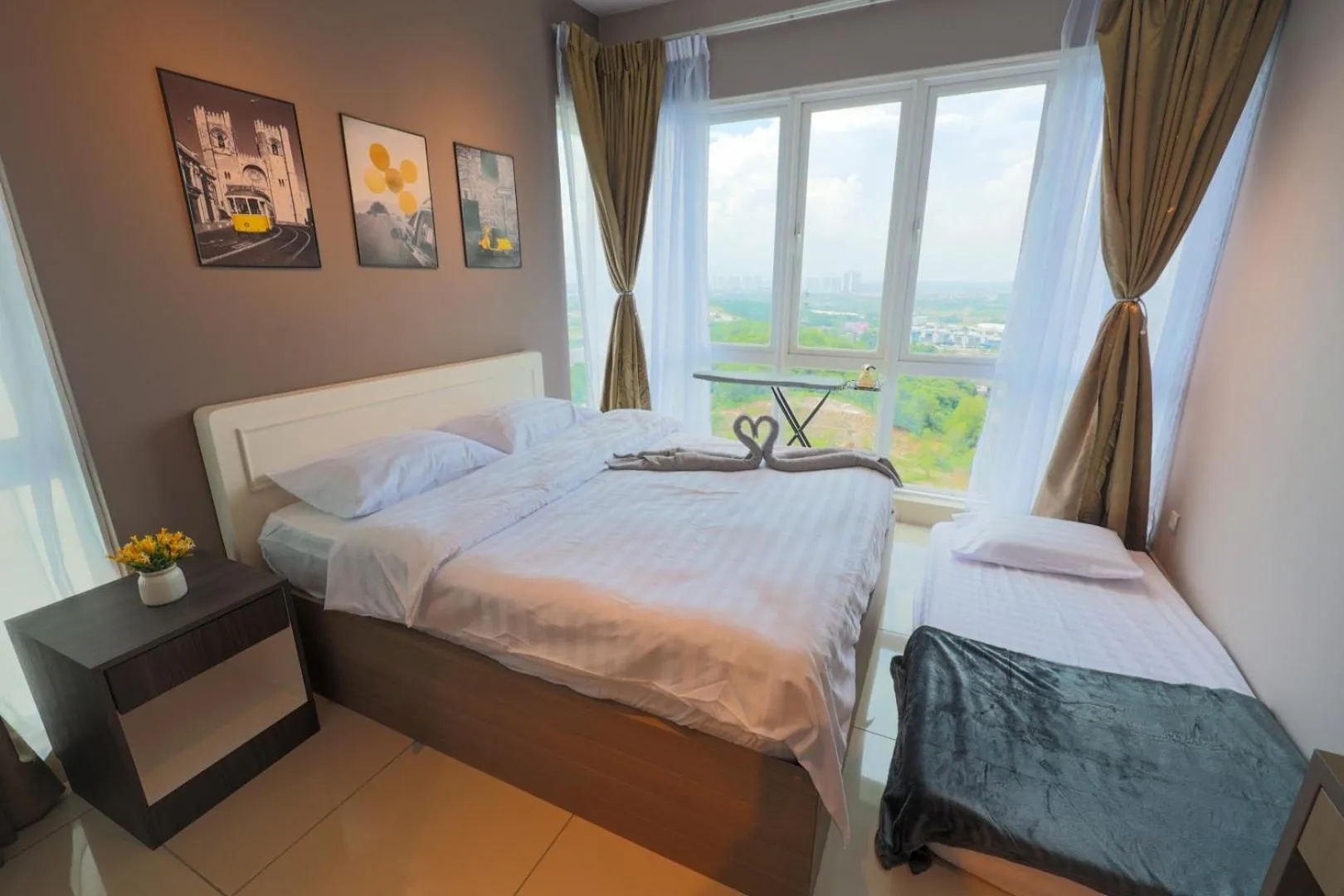 Bed in Luxury Homestay Cyberjaya Putrajaya Vision Residence #IOICityMall