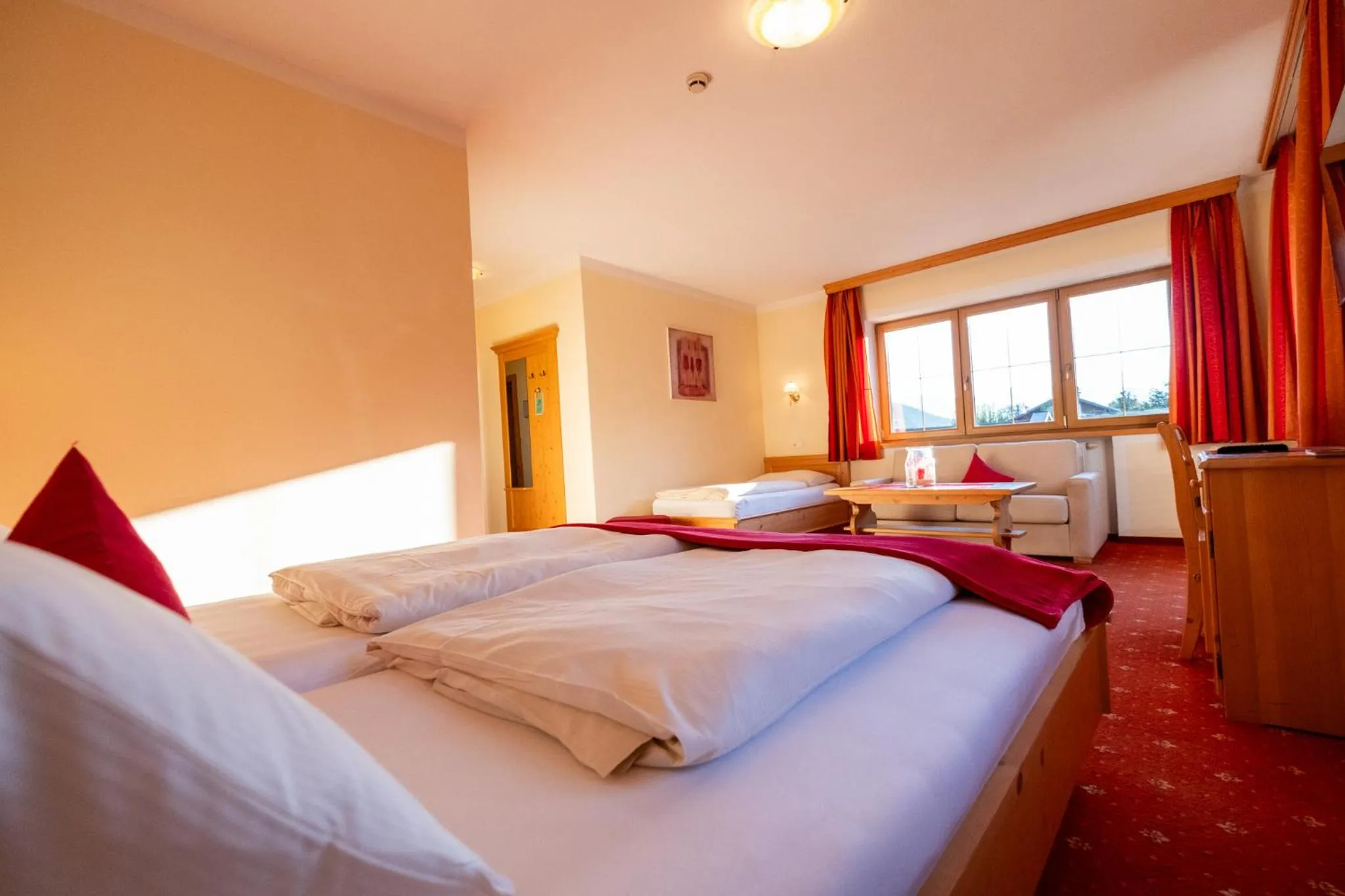 Bedroom, Bed in Hotel Rietzer Hof