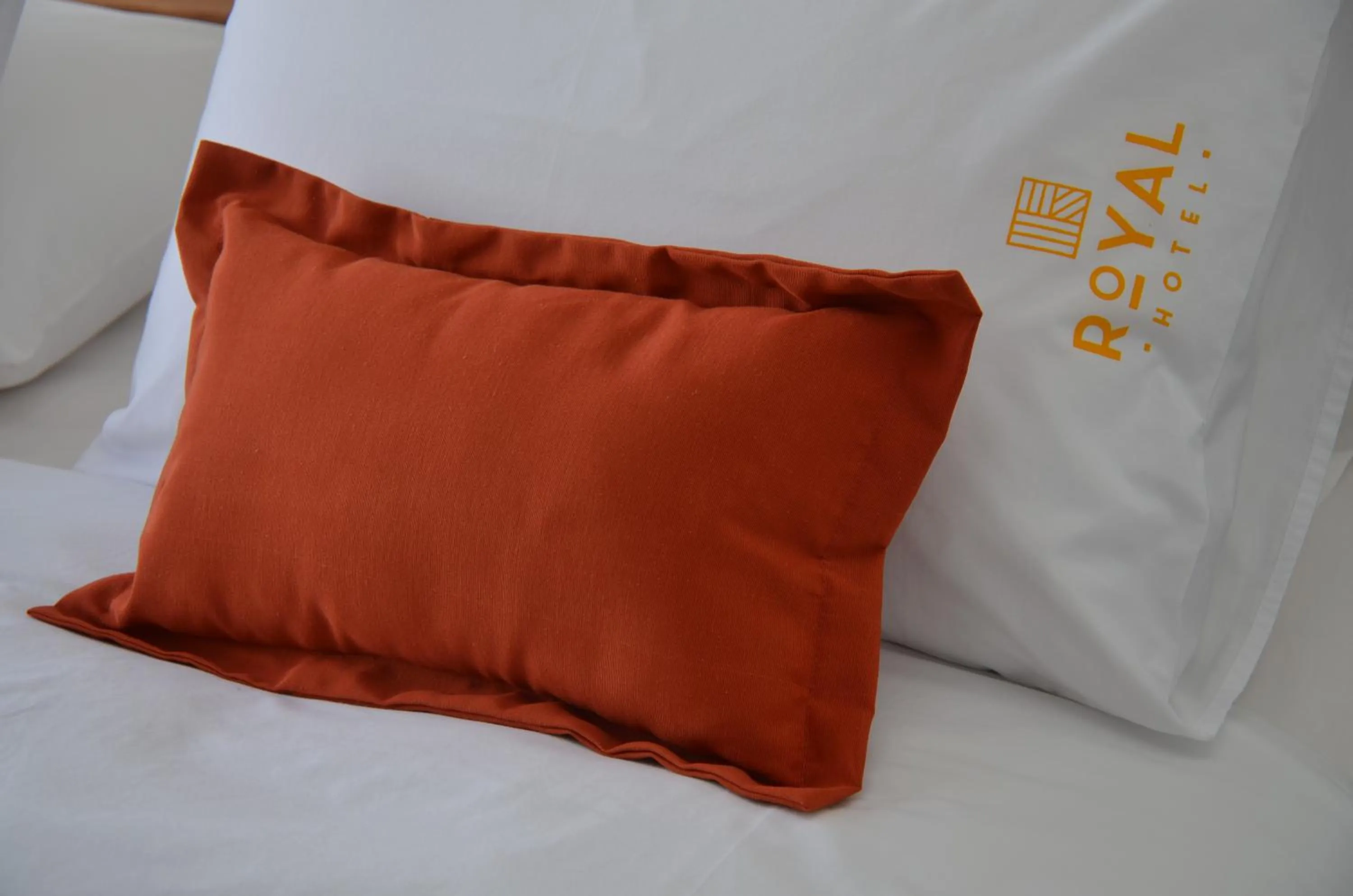 Bedroom, Bed in Hotel Royal