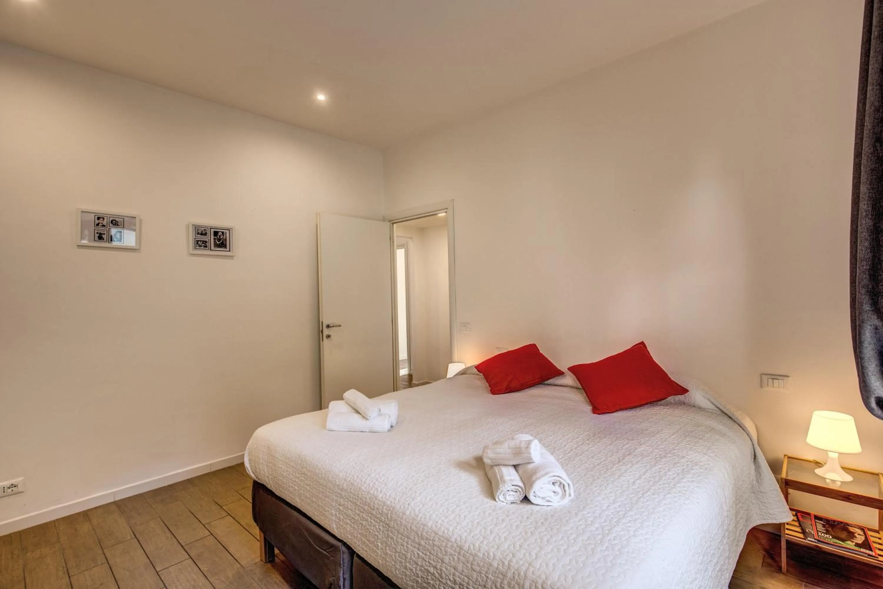 Bed in M&L Apartments - Ardesia Colosseo