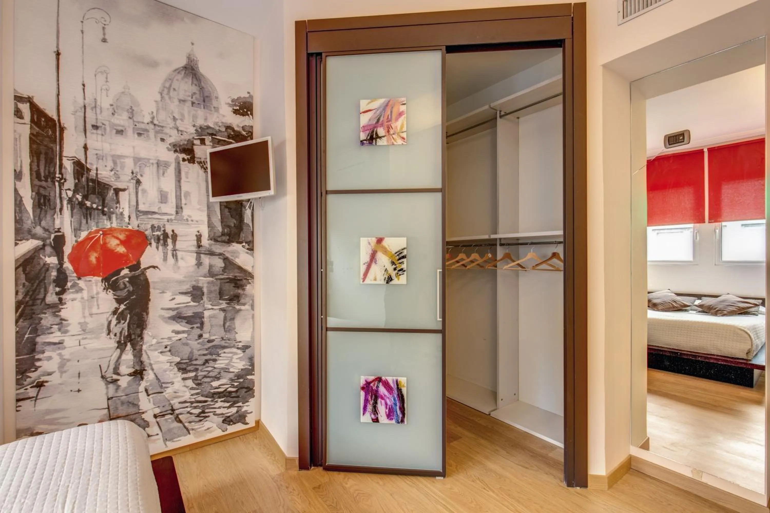 Decorative detail, Bed in M&L Apartments - Ardesia Colosseo