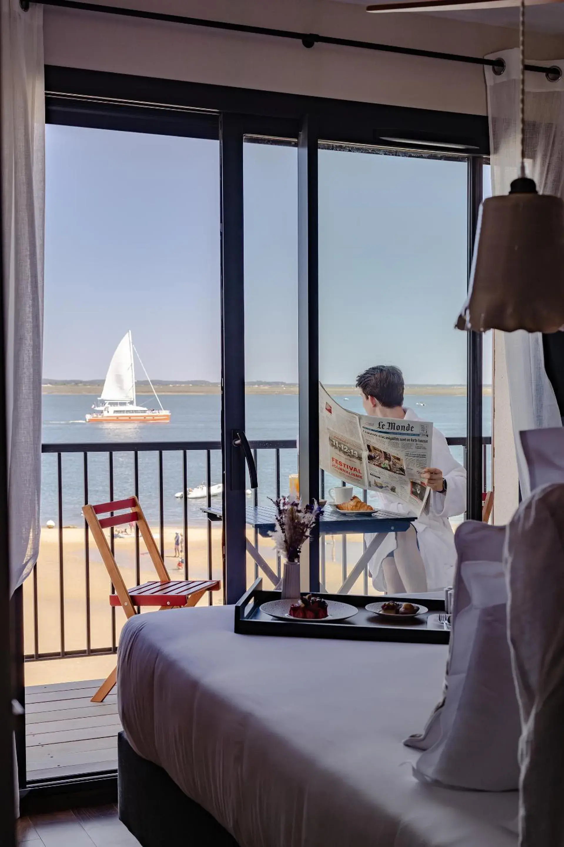 Suite with sea view and Jacuzzi in Les Vagues Hotel & Spa Suite with sea view and Jacuzzi in Les Vagues Hotel & Spa