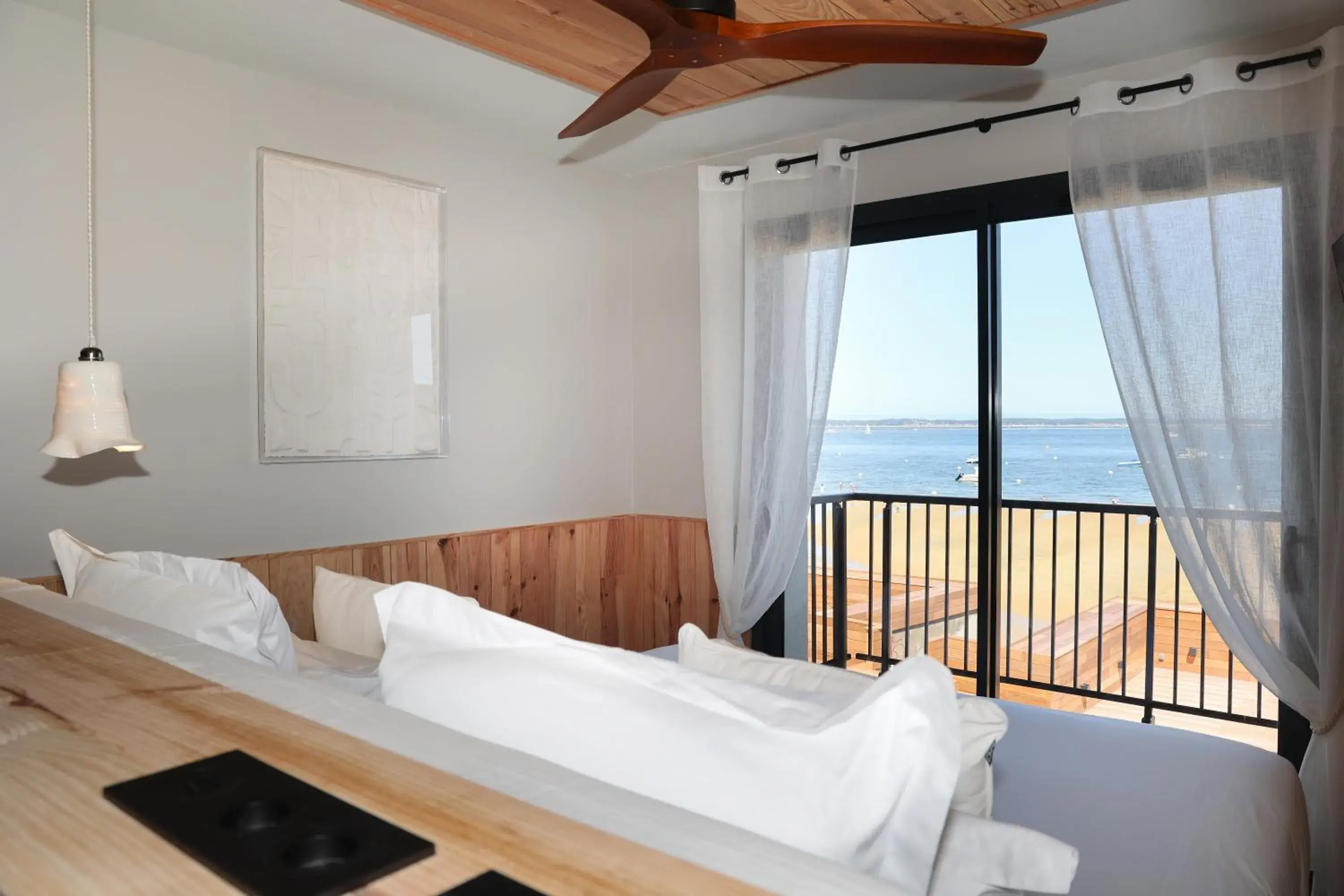 Suite with Sea View in Les Vagues Hotel & Spa Suite with Sea View in Les Vagues Hotel & Spa