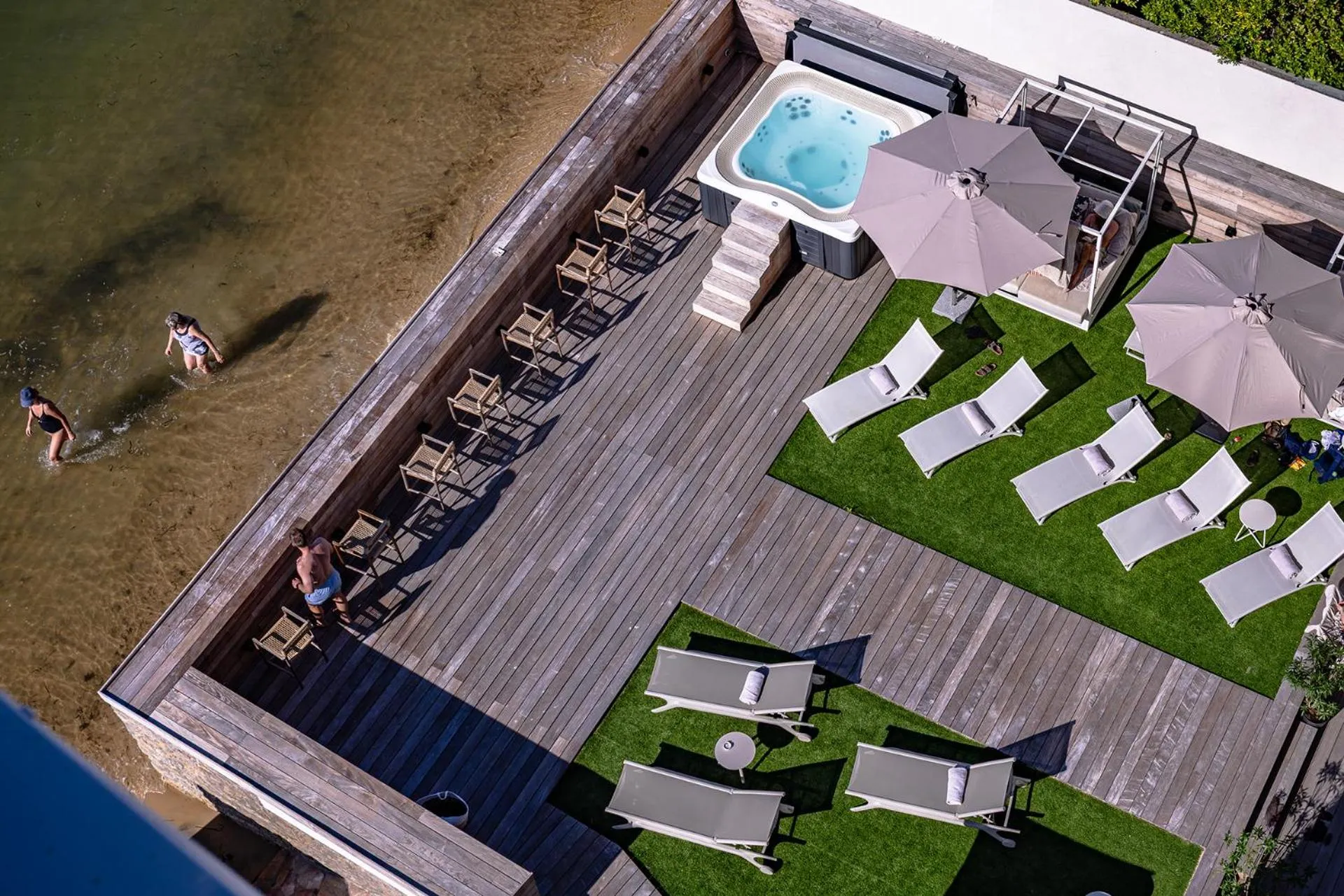 Les Vagues Hotel & Spa