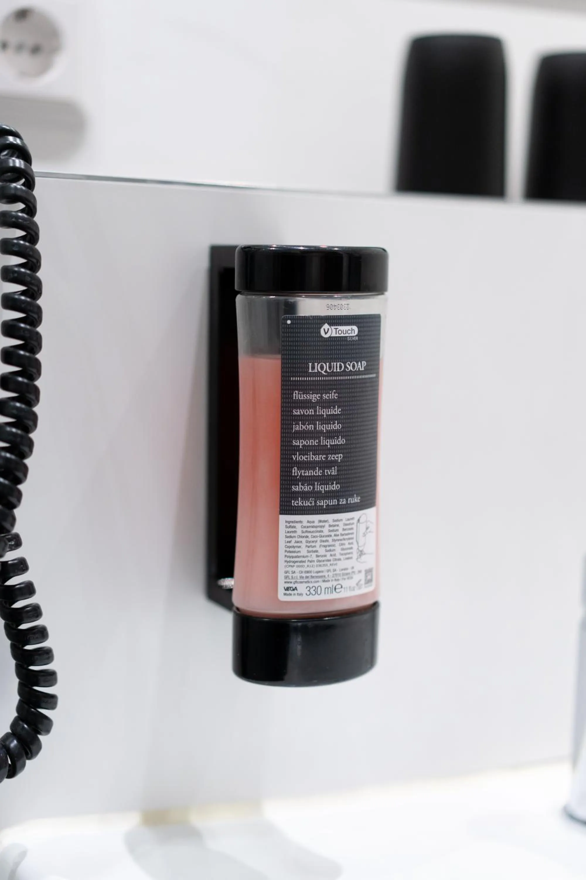 Bathroom in Chérisy Hotel Konstanz - Self Check-in Only