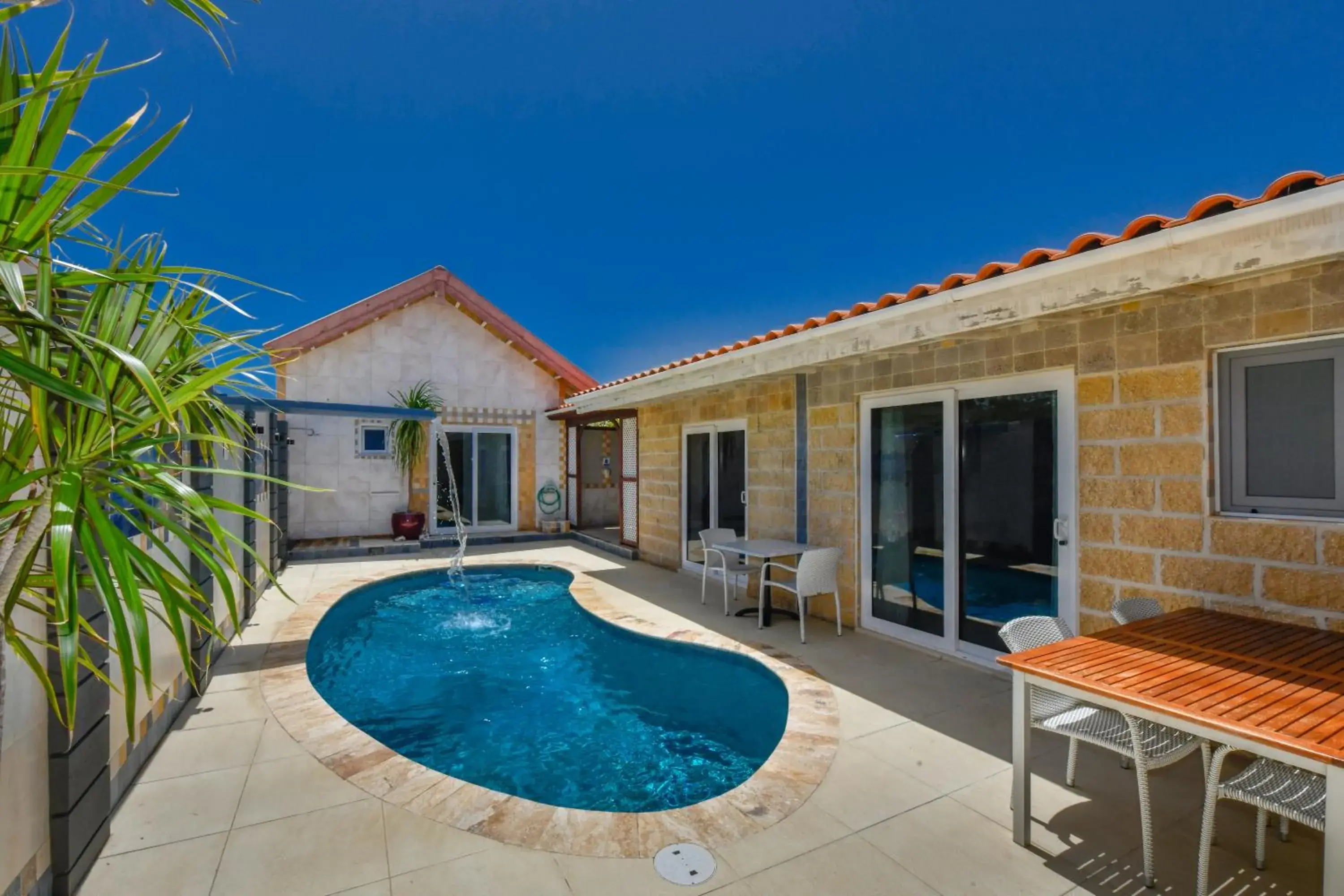 Studio Apartment in Boutique Hotel Swiss Paradise Aruba Villas and Suites Studio Apartment in Boutique Hotel Swiss Paradise Aruba Villas and Suites