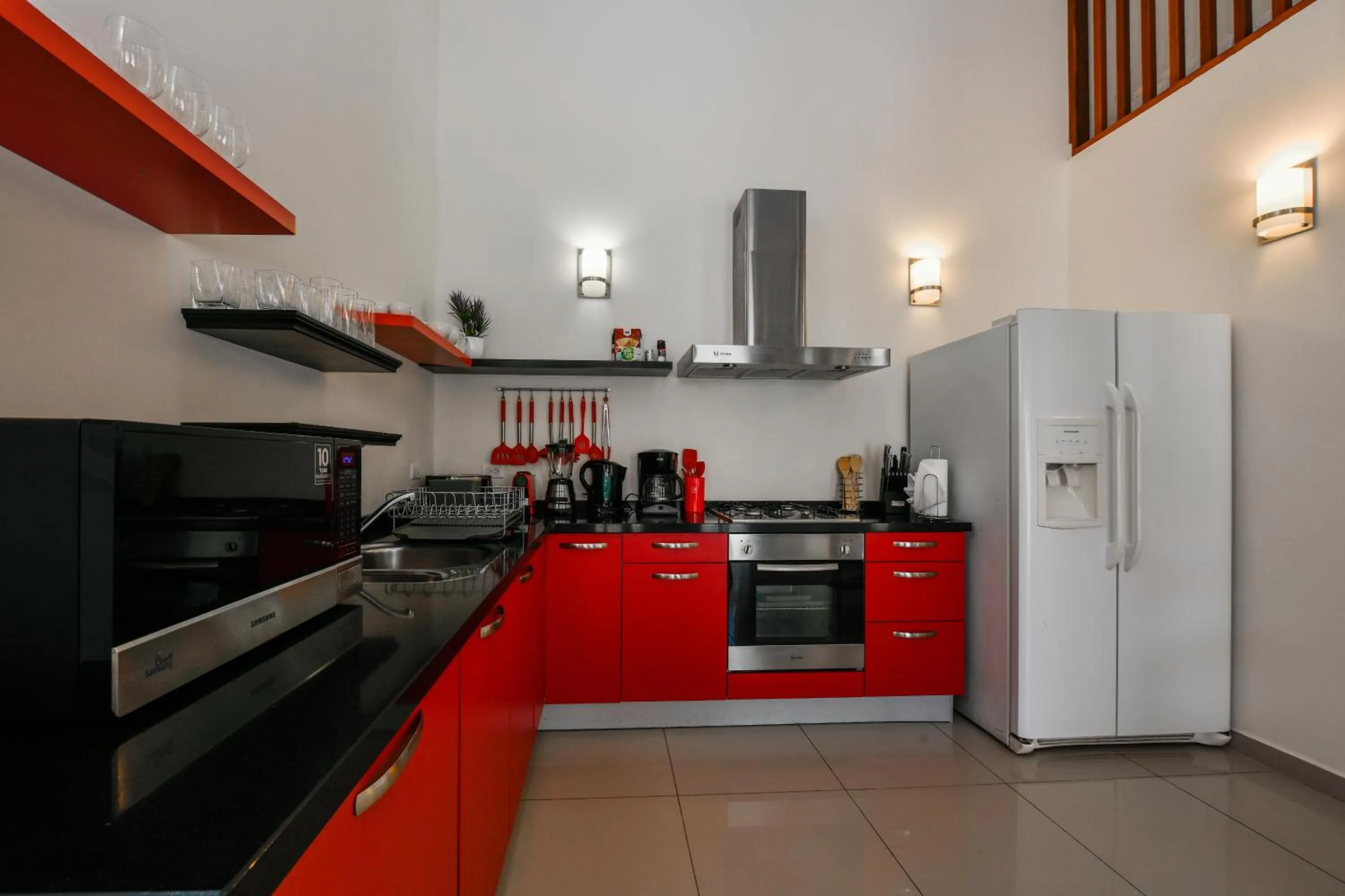 dishwasher in Boutique Hotel Swiss Paradise Aruba Villas and Suites