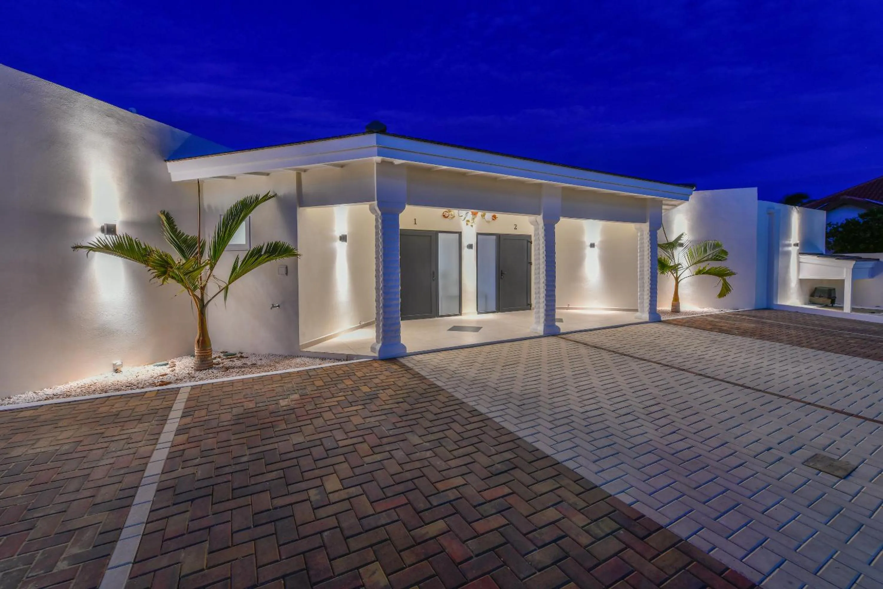 Property building in Boutique Hotel Swiss Paradise Aruba Villas and Suites