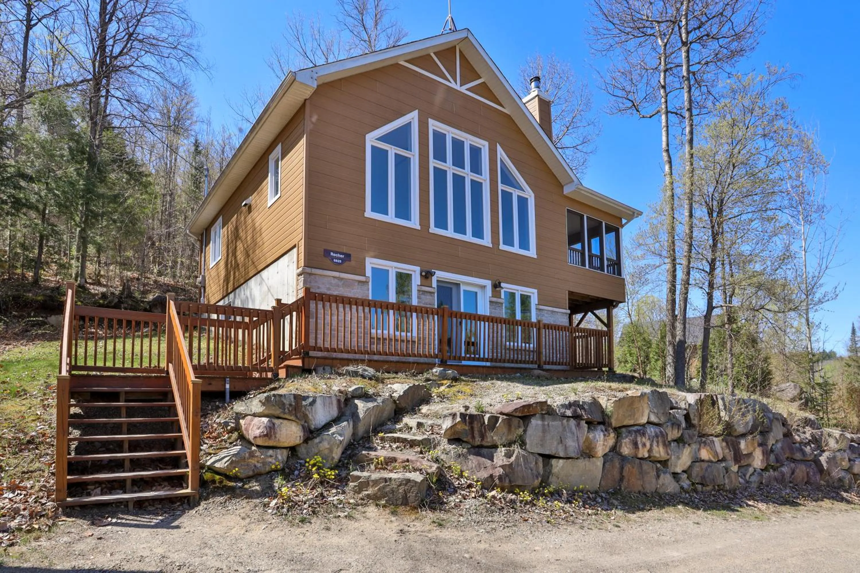Facade/entrance in Chalets Lanaudière