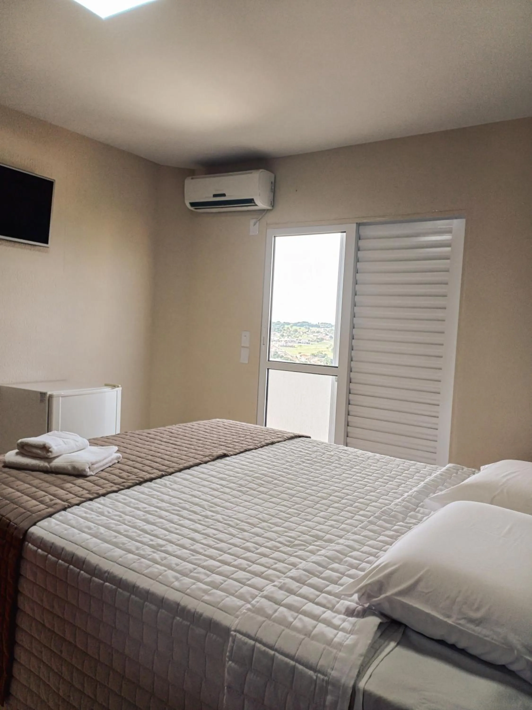 Bed in Piloes Palace Hotel