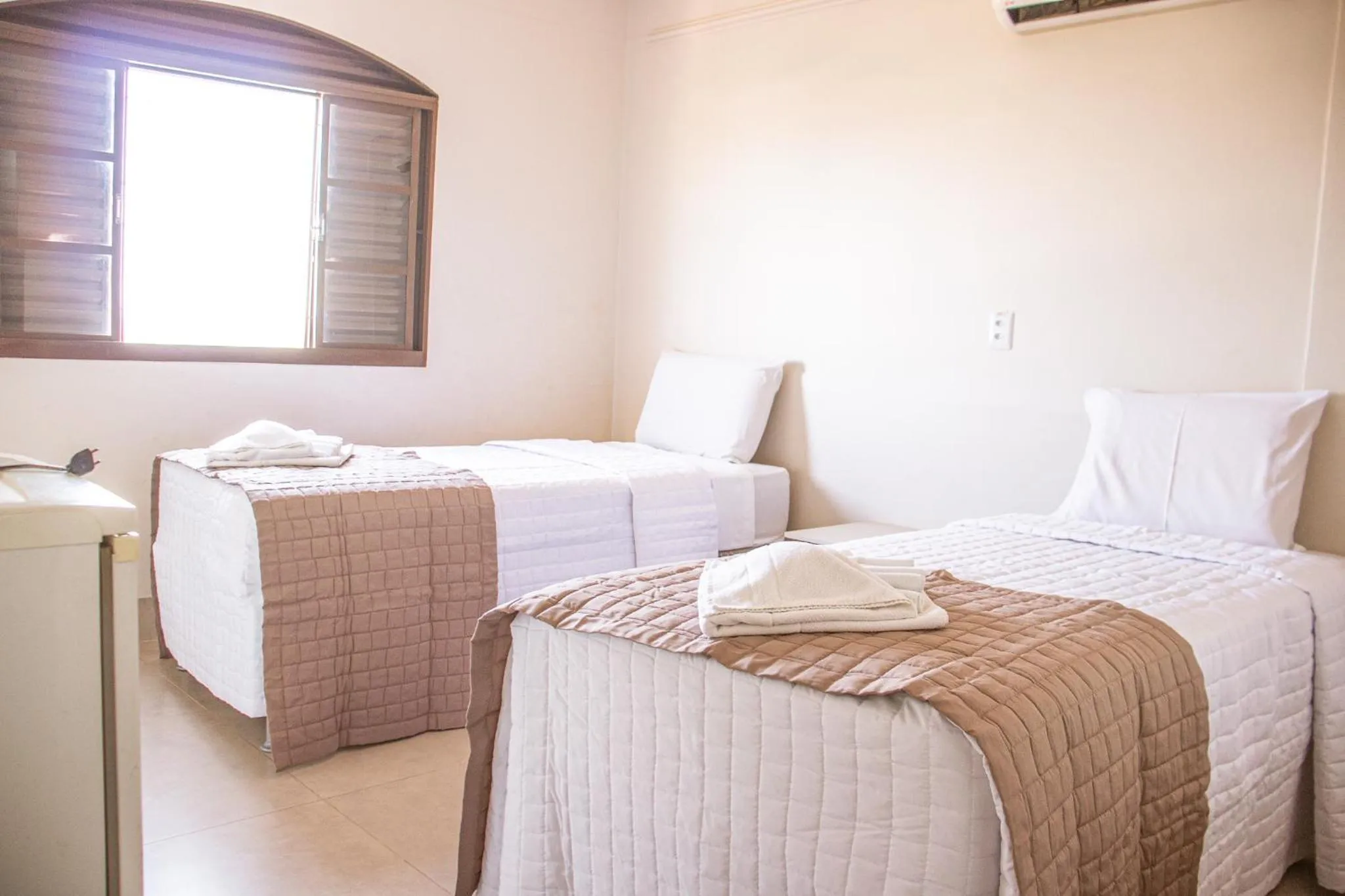 Bed in Piloes Palace Hotel