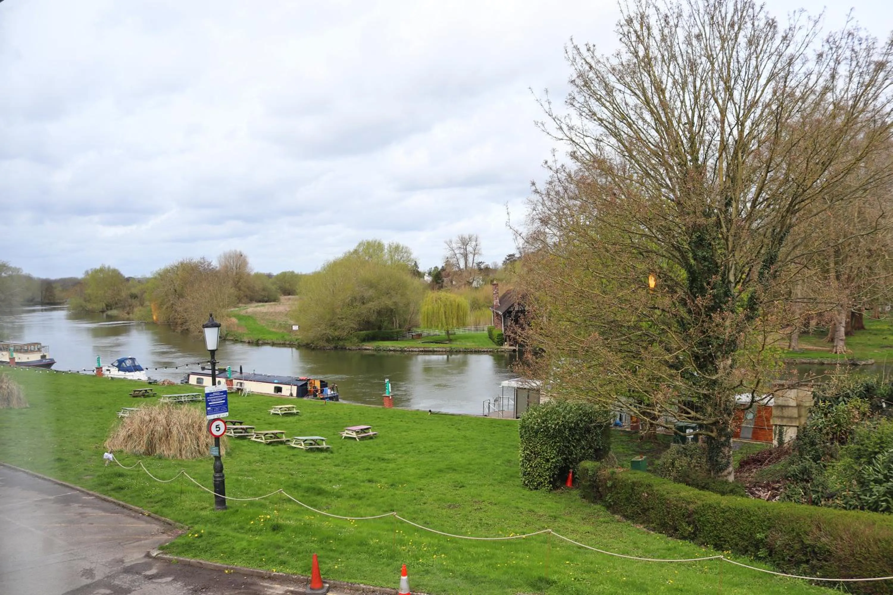 View (from property/room) in Shillingford Bridge Hotel