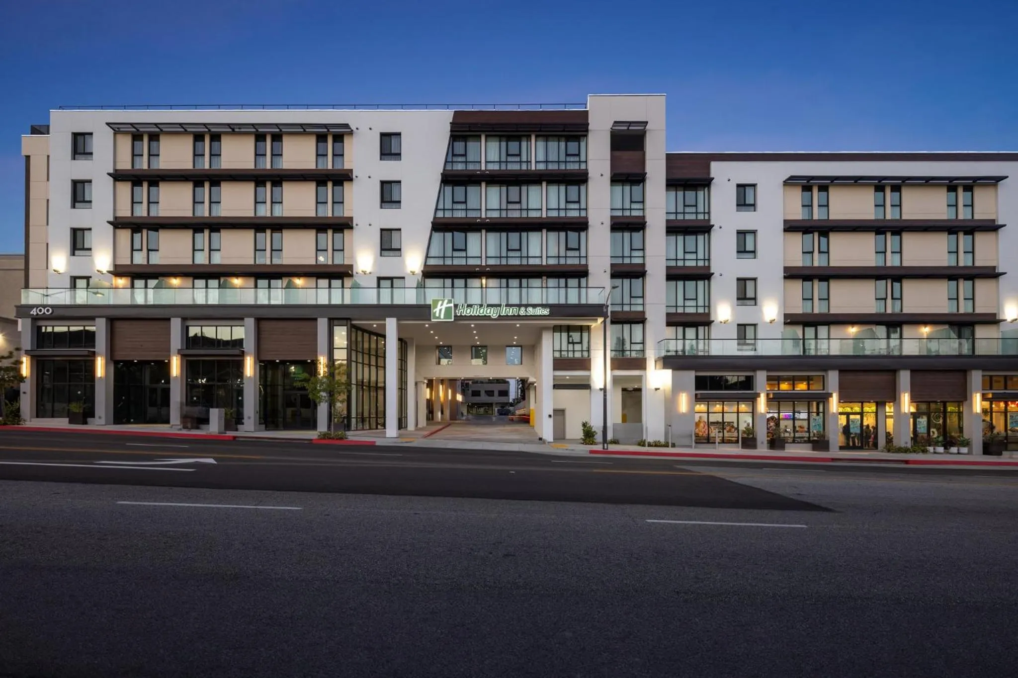 Property building in Holiday Inn & Suites Monterey Park – Los Angeles by IHG