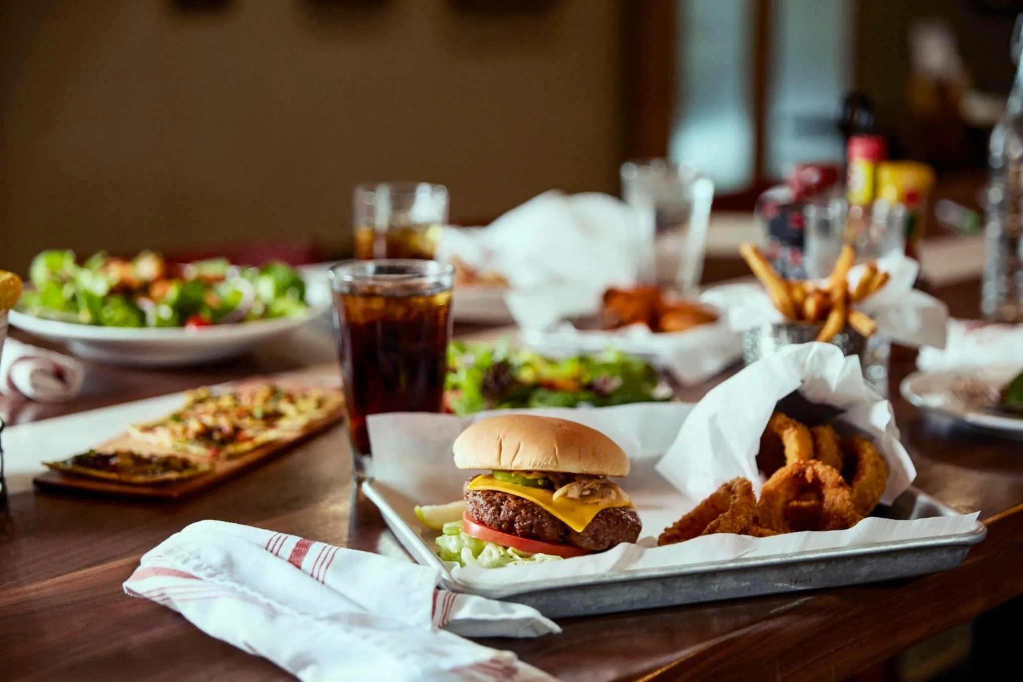 Restaurant/places to eat in Holiday Inn & Suites Monterey Park – Los Angeles by IHG